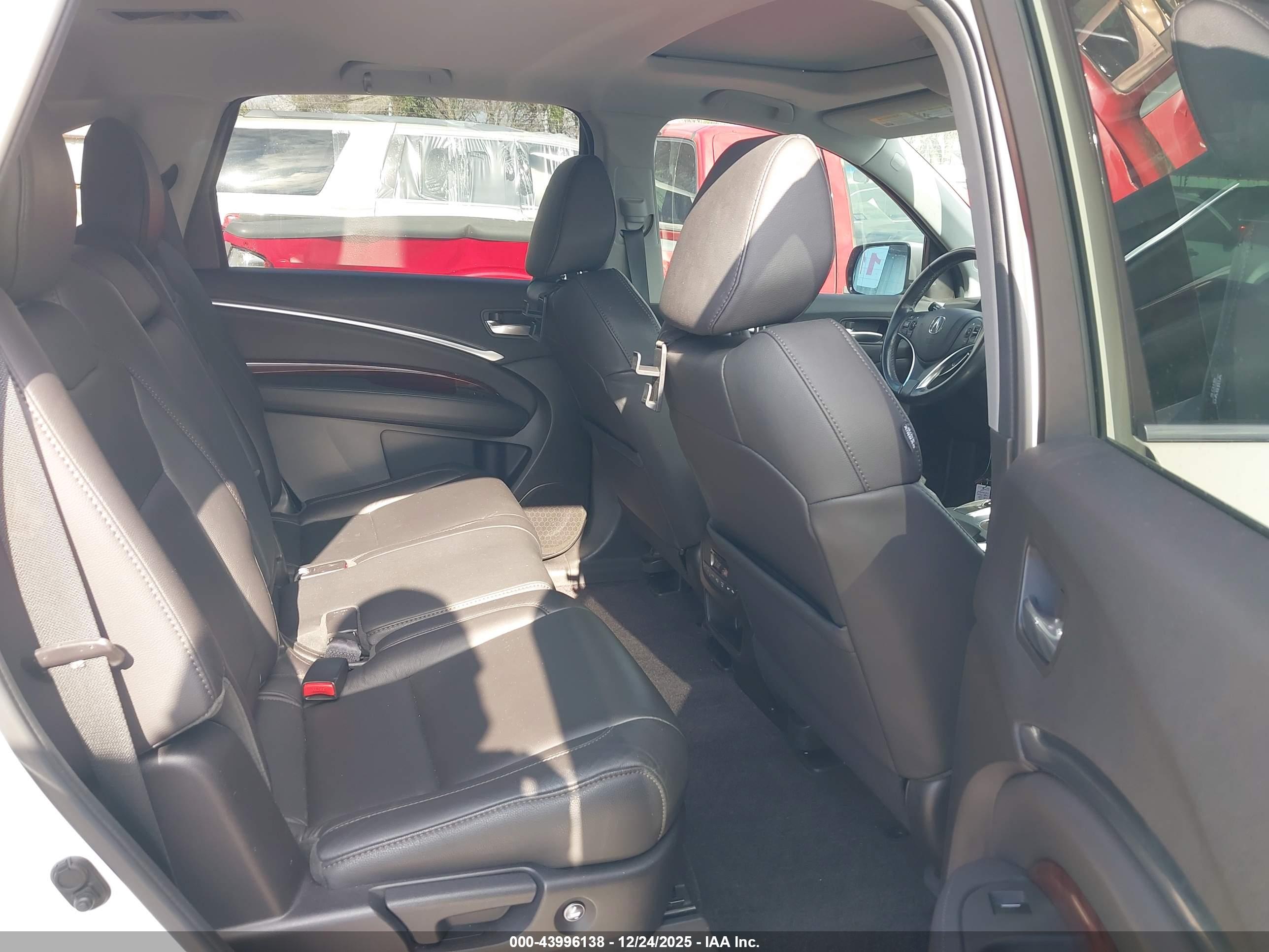 ACURA MDX image 8