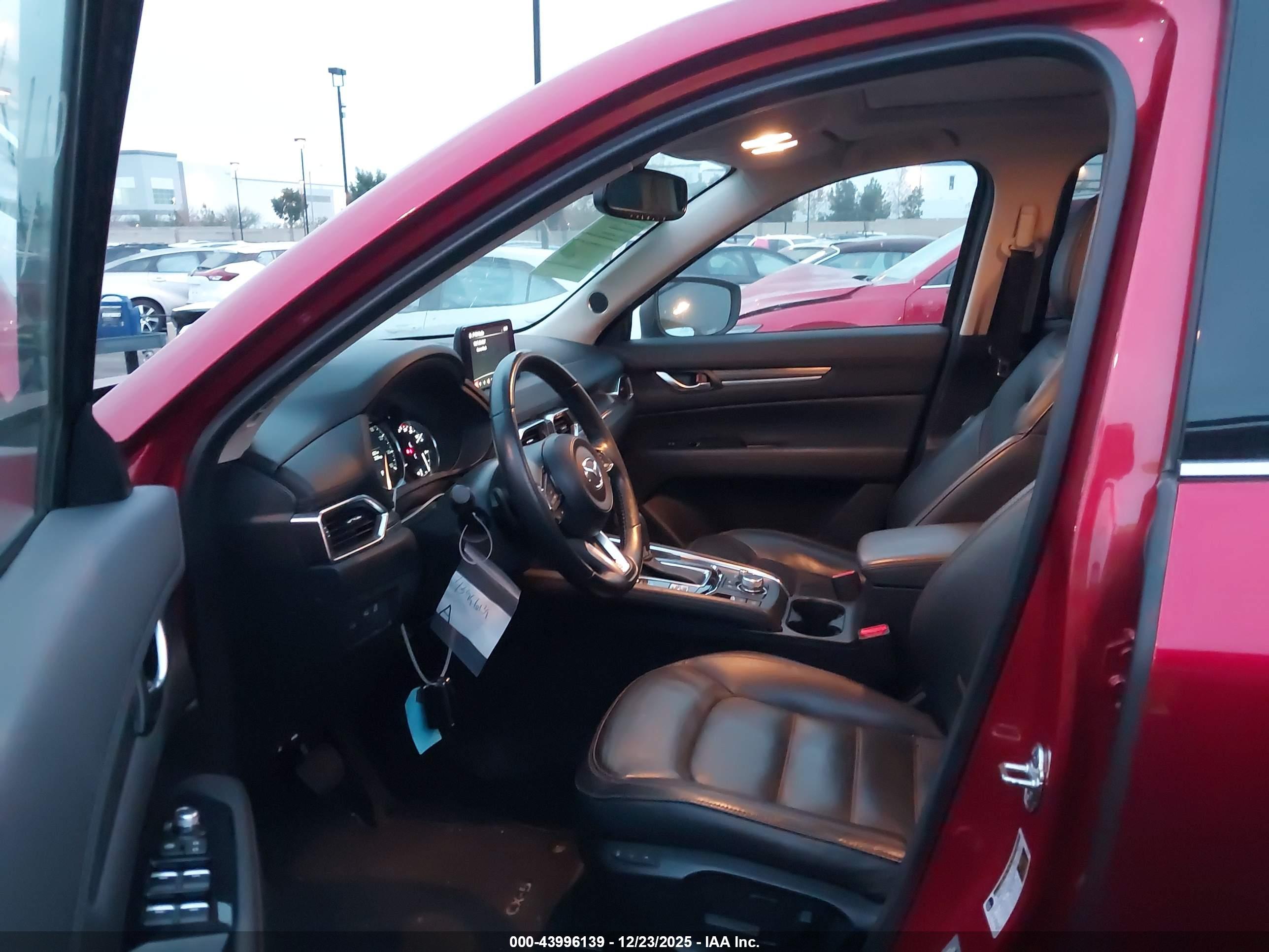MAZDA CX-5 image 5