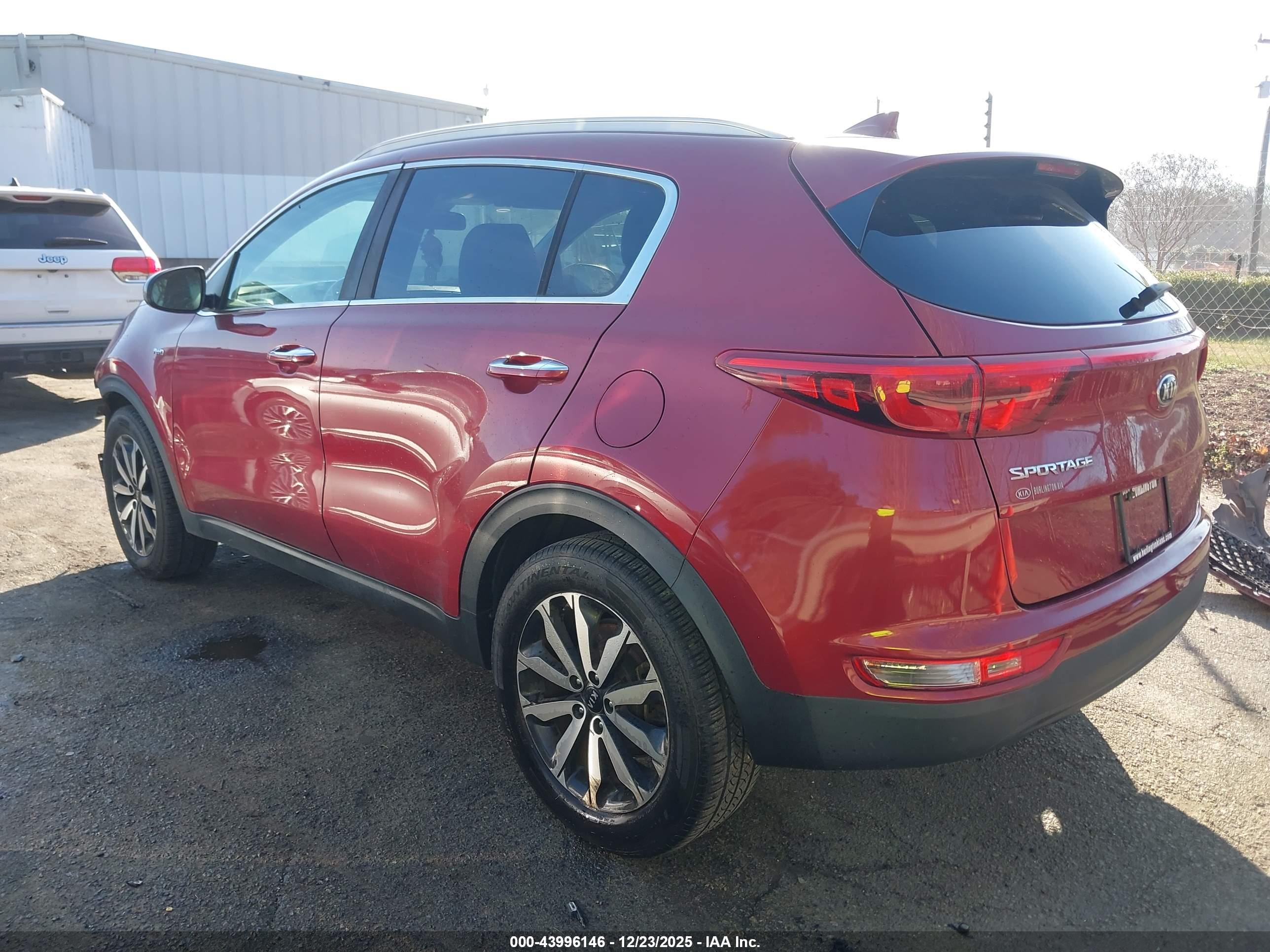 KIA SPORTAGE image 3