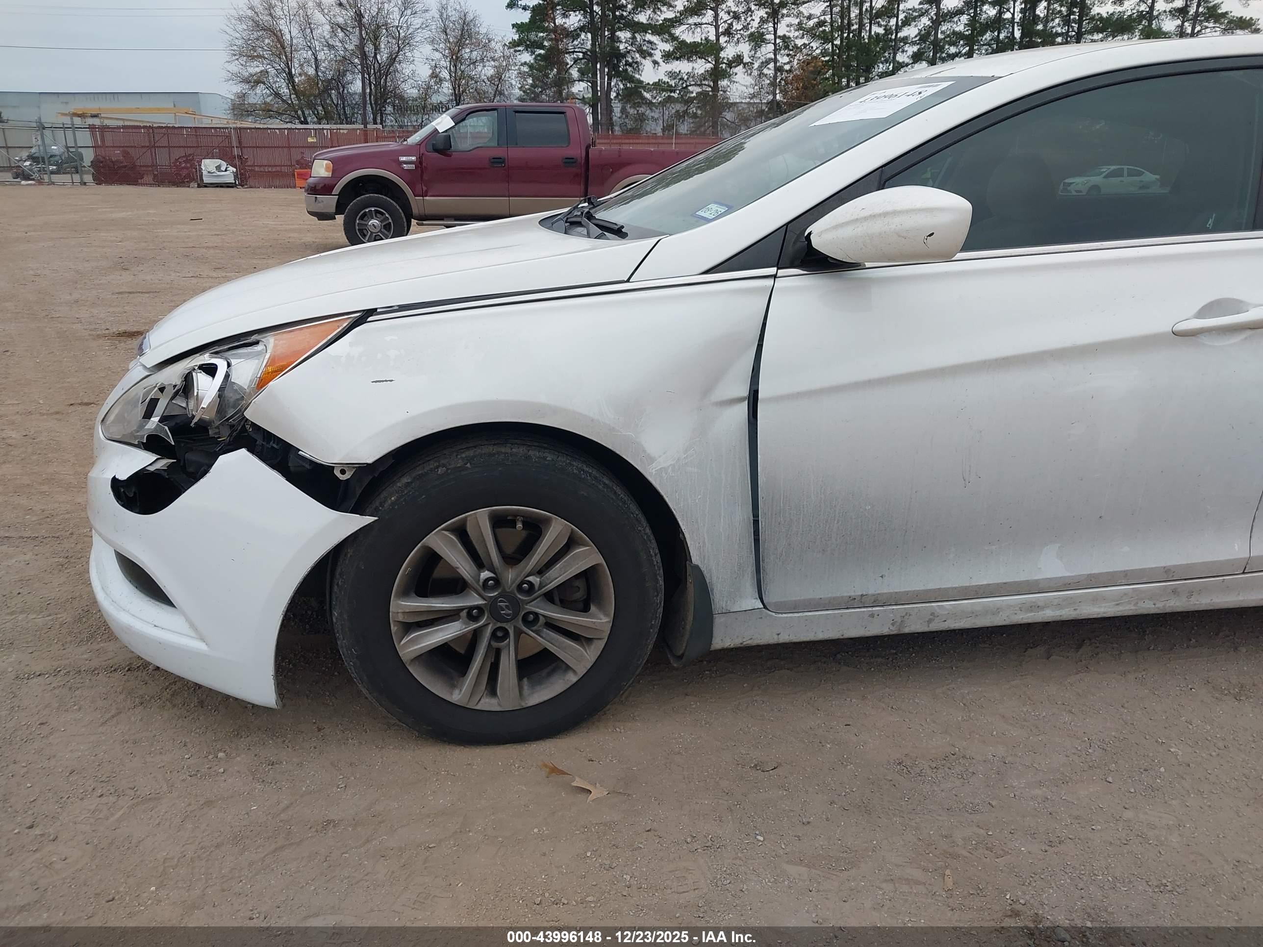 HYUNDAI SONATA image 6