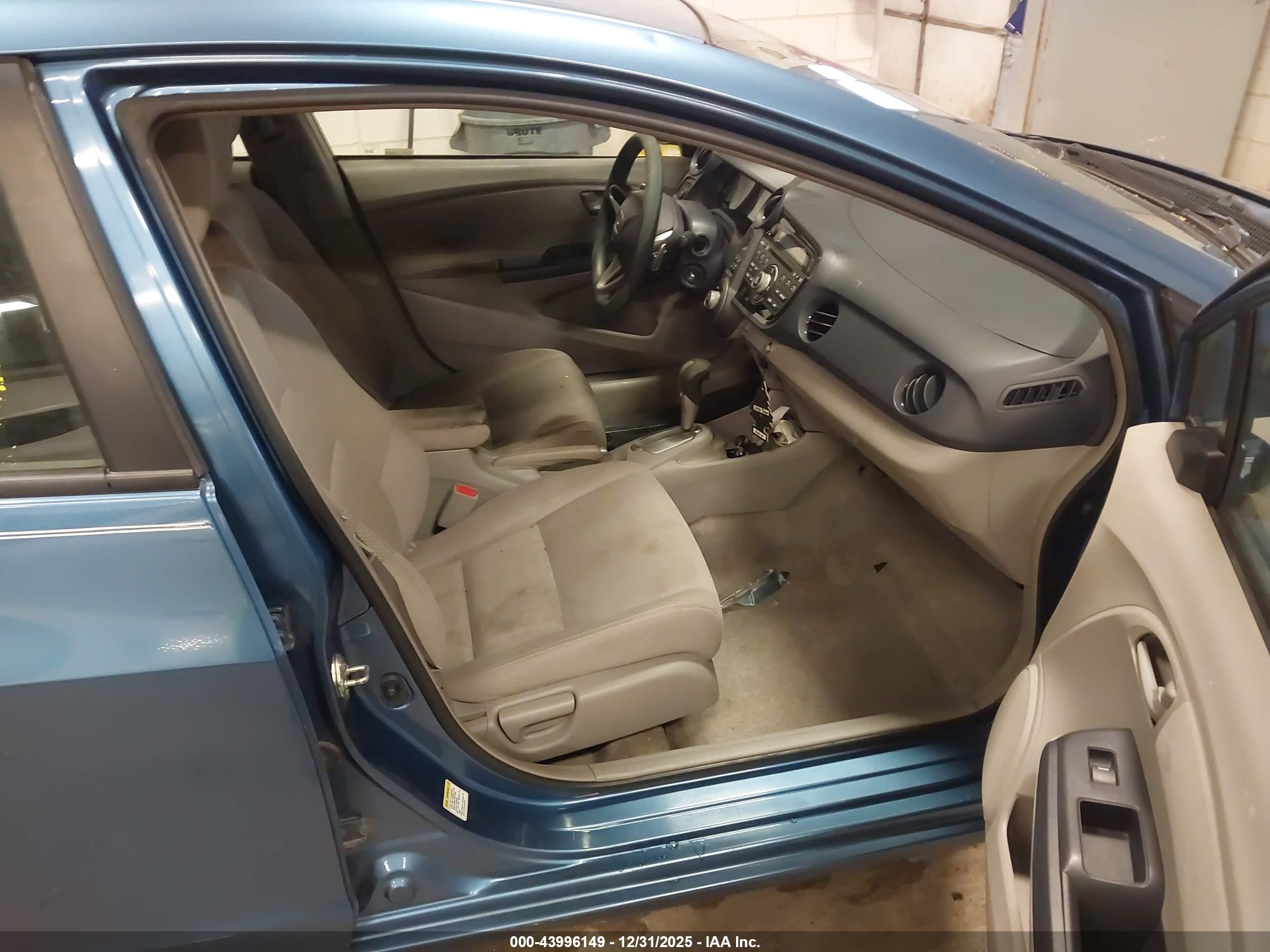 HONDA INSIGHT image 5