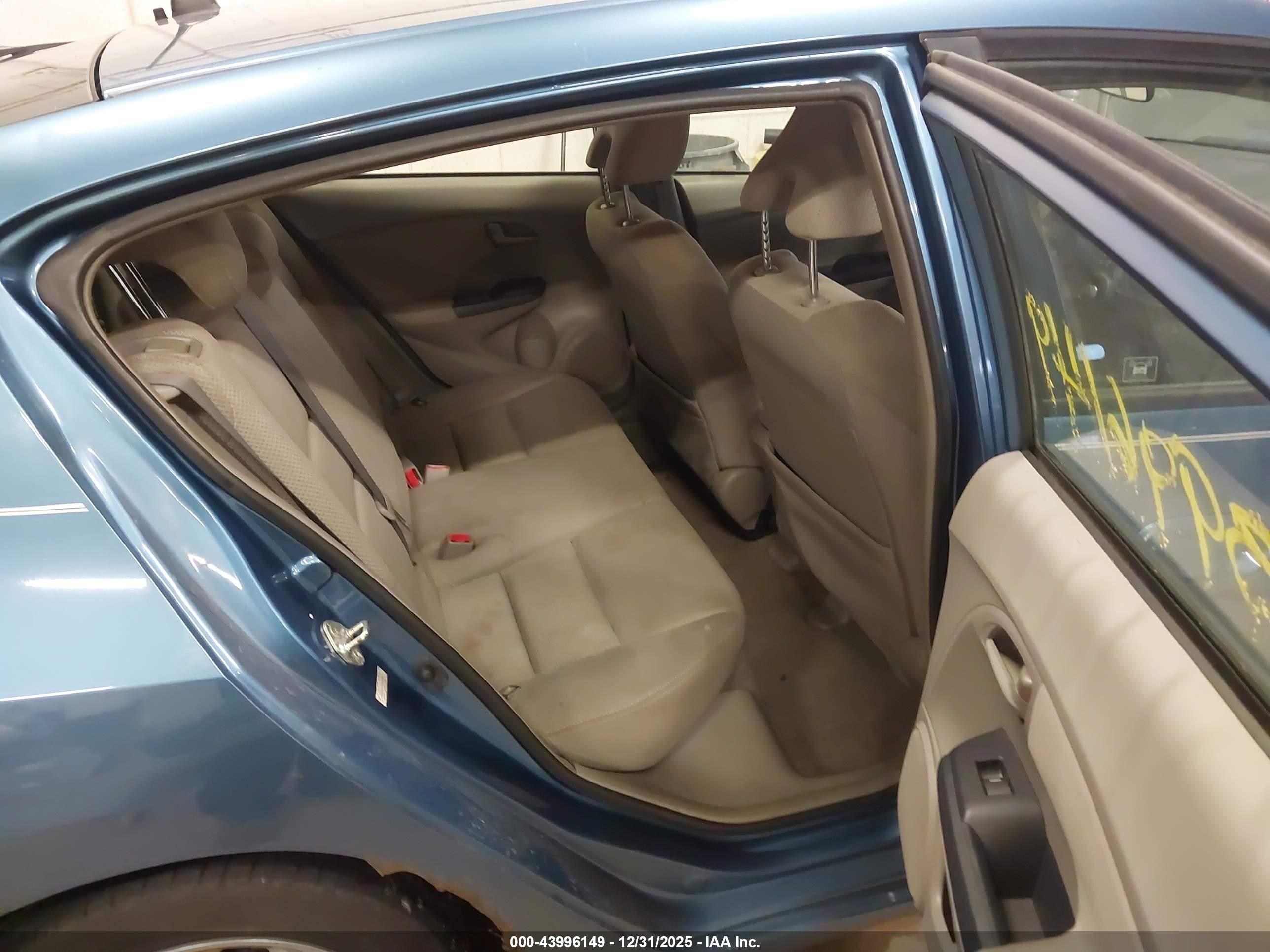 HONDA INSIGHT image 8