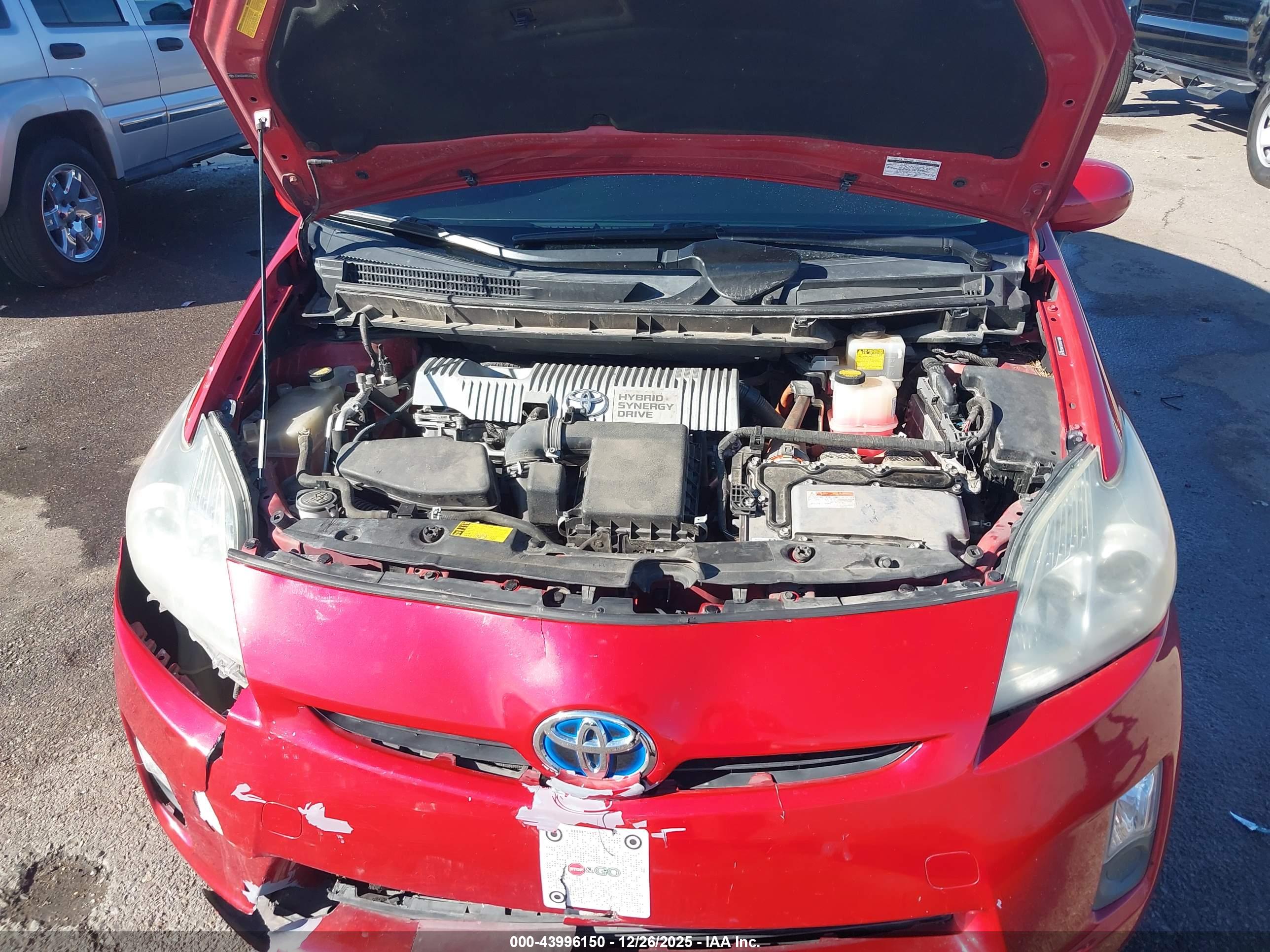 TOYOTA PRIUS image 10