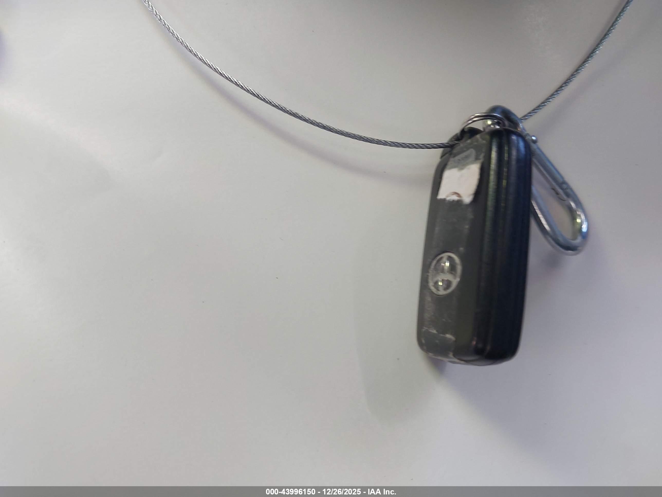 TOYOTA PRIUS image 11