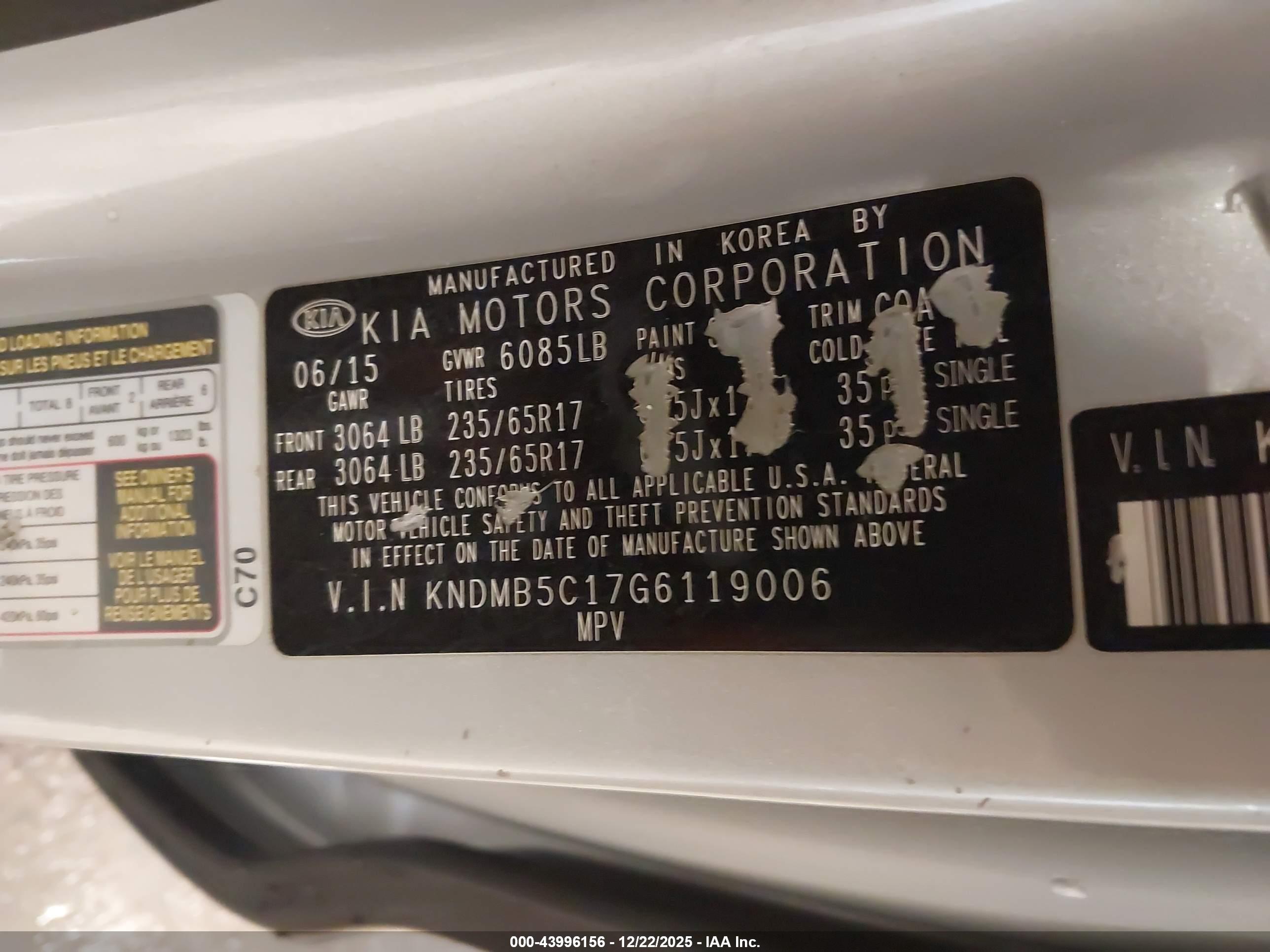 KIA SEDONA image 9