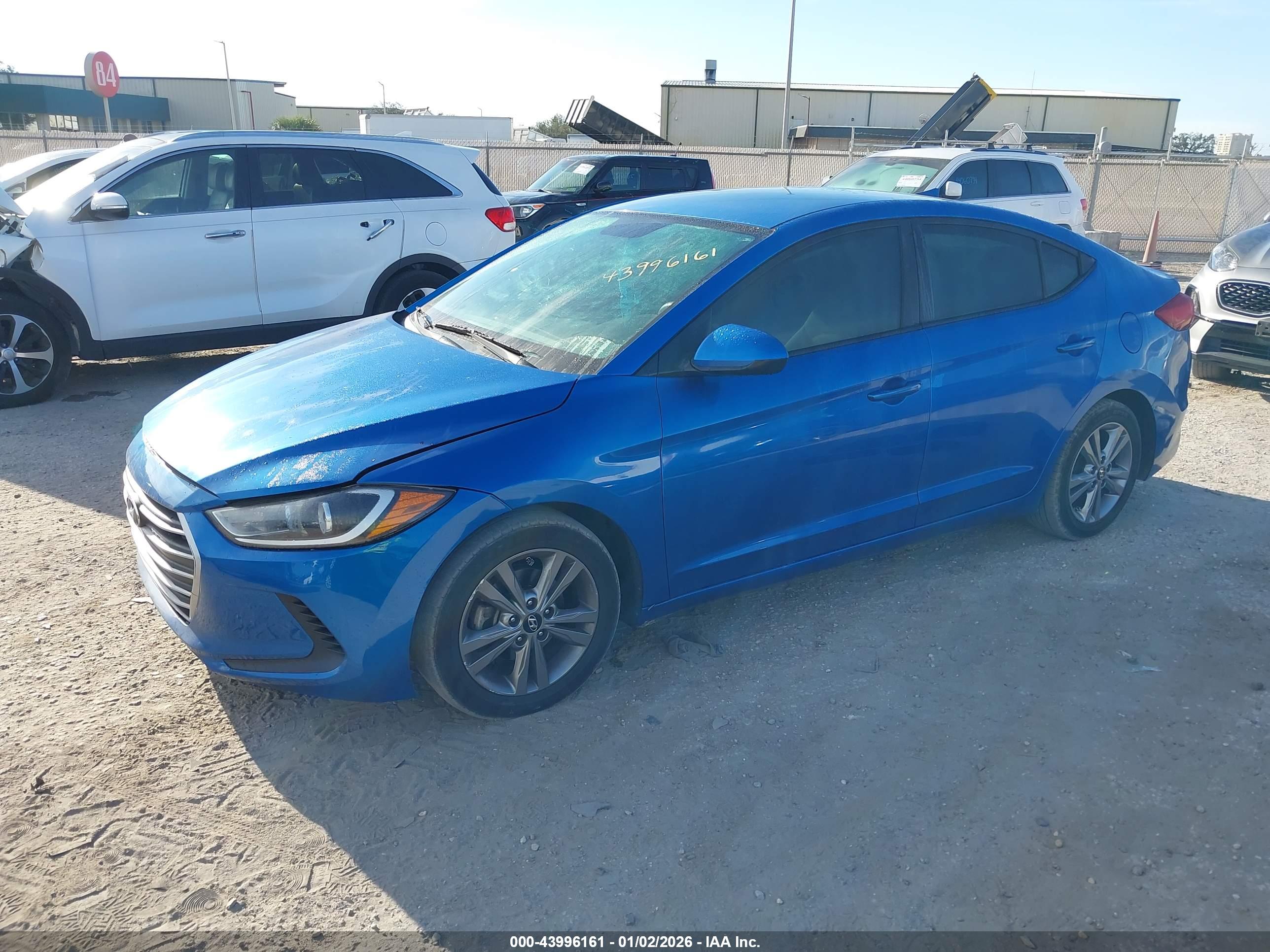 HYUNDAI ELANTRA image 2