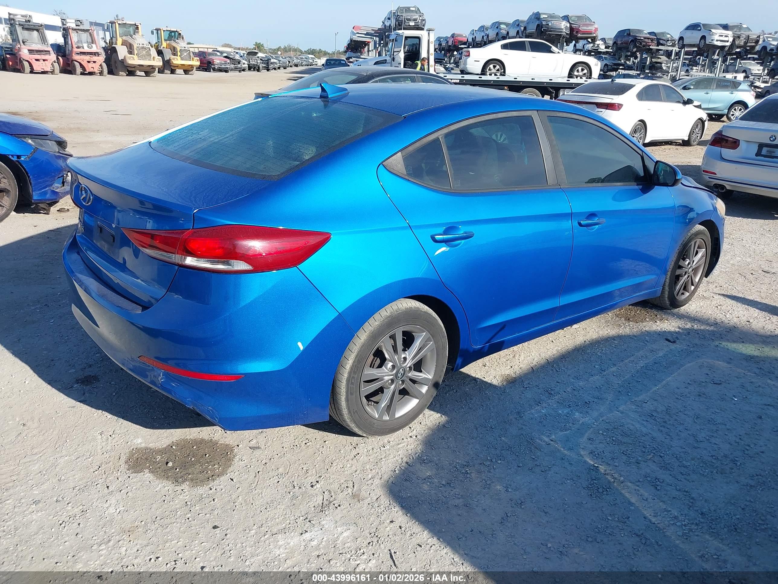 HYUNDAI ELANTRA image 4