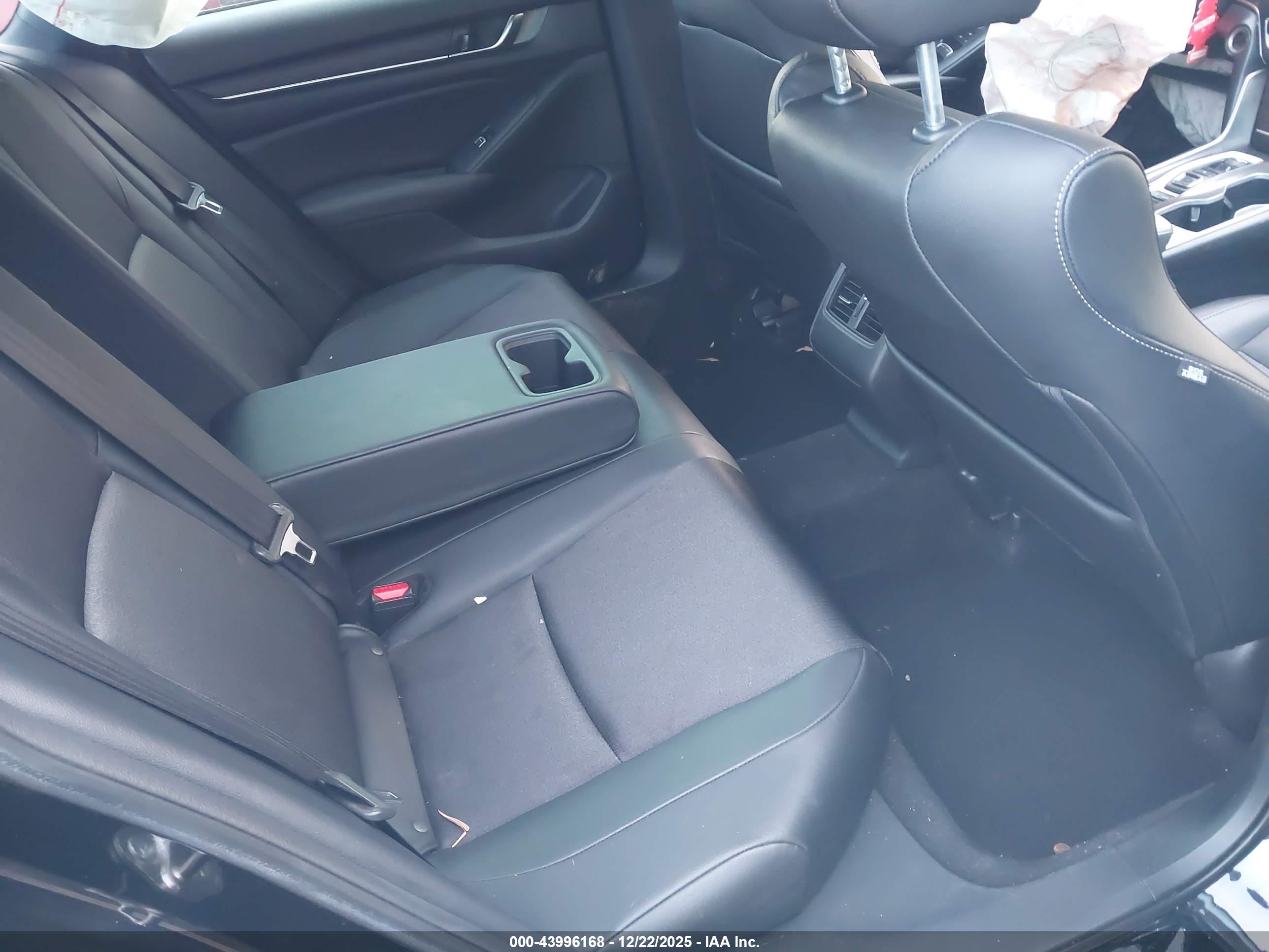 HONDA ACCORD image 8