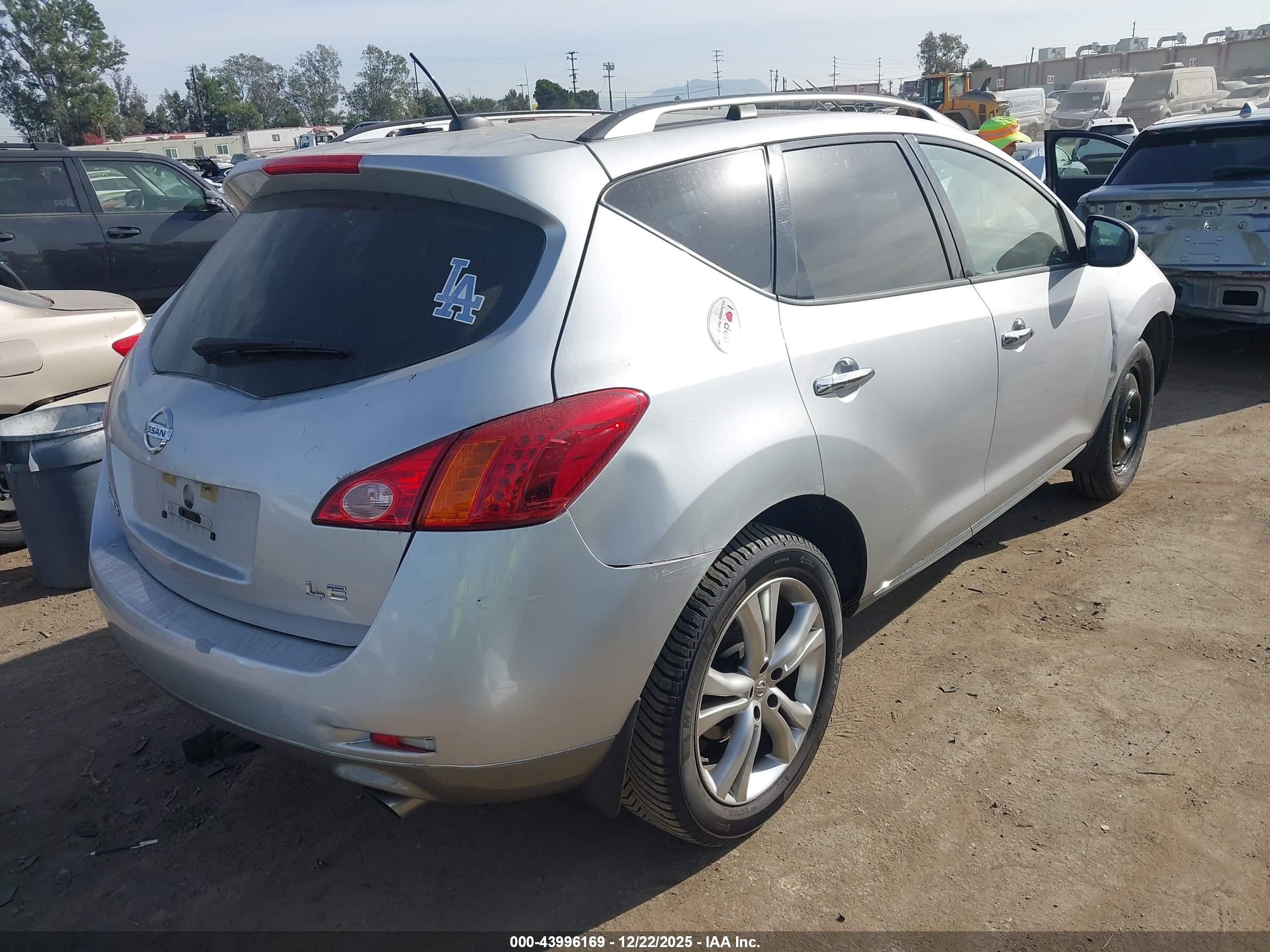 NISSAN MURANO image 4