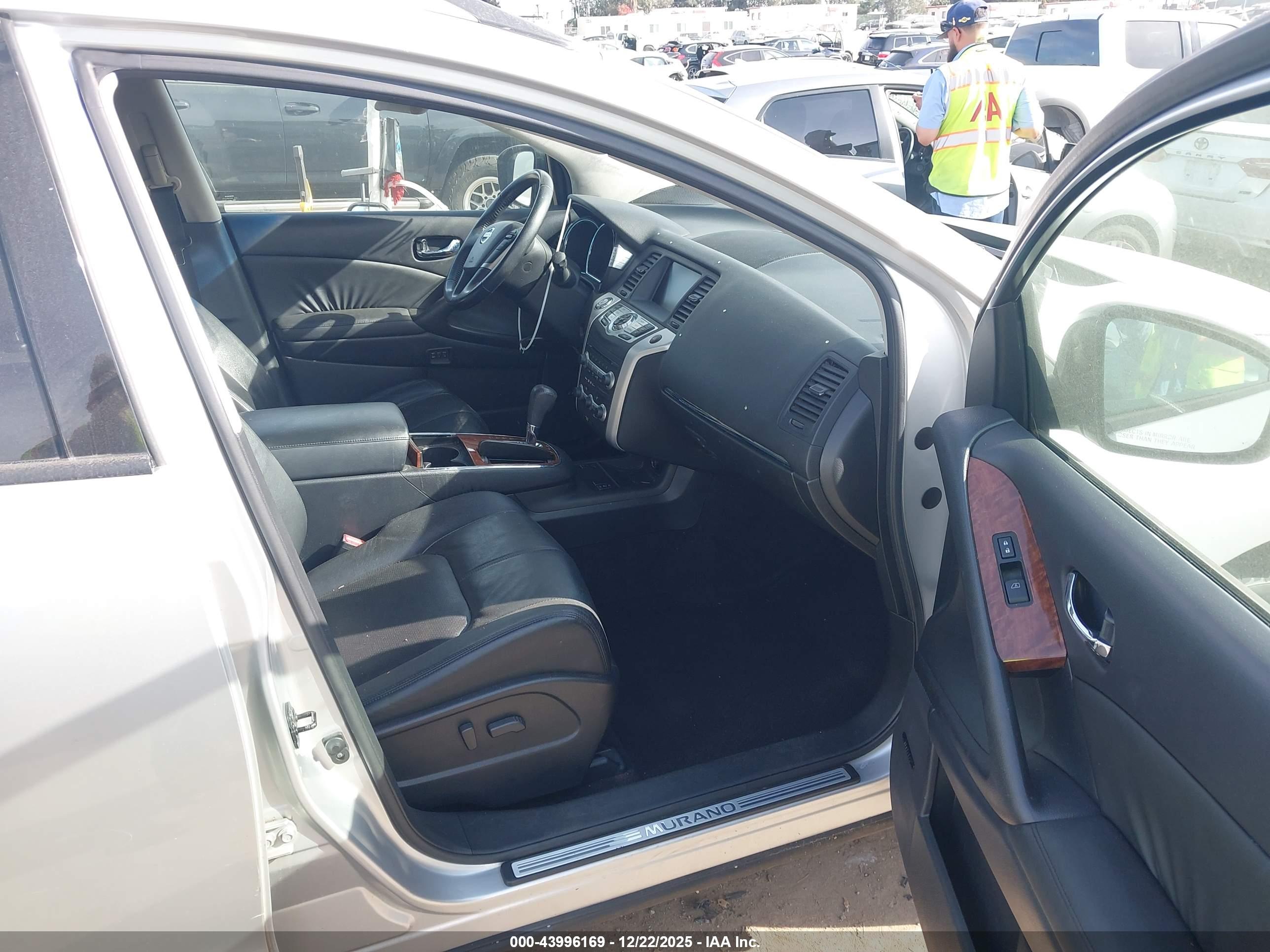 NISSAN MURANO image 5