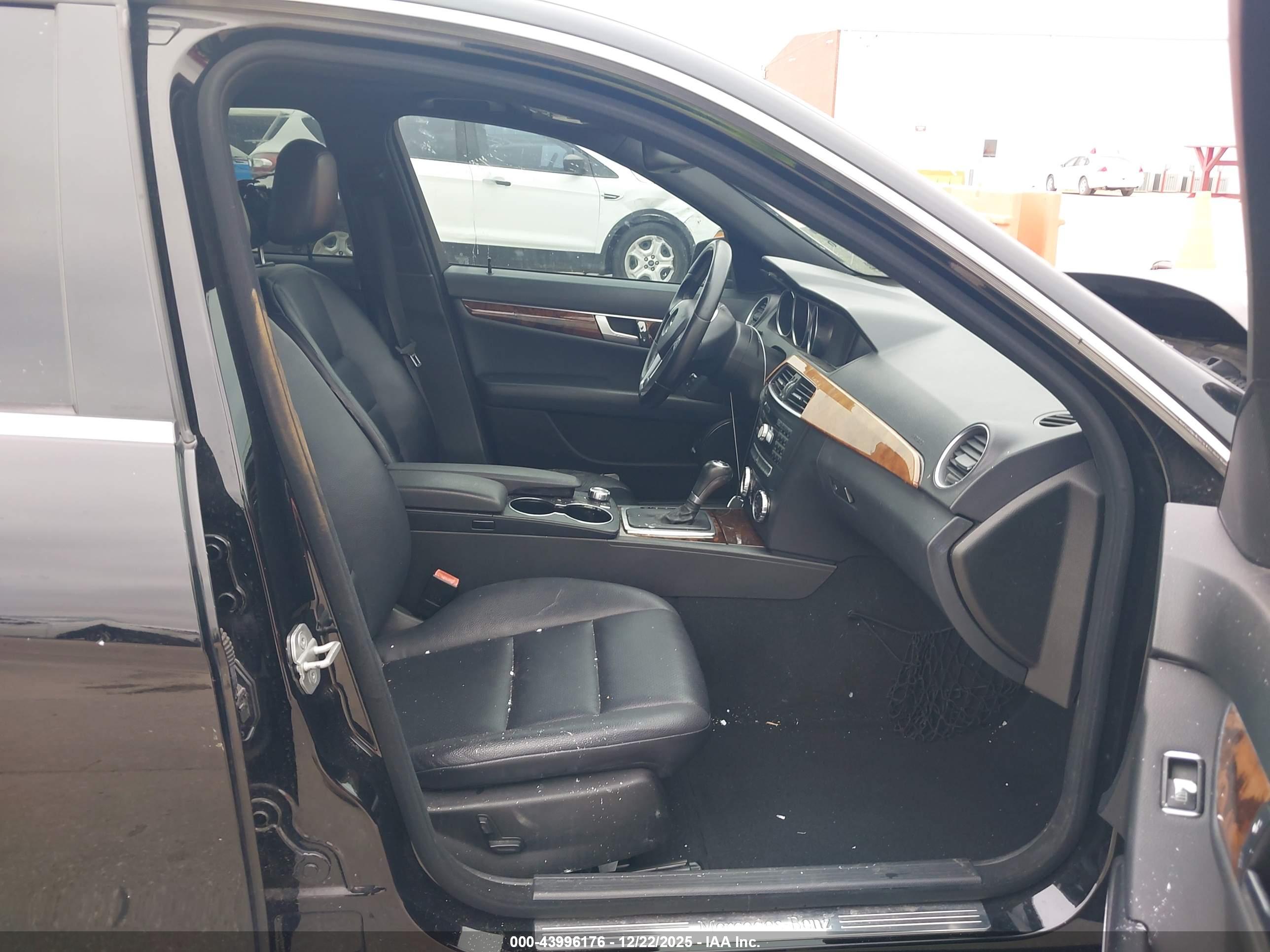 MERCEDES-BENZ C image 5