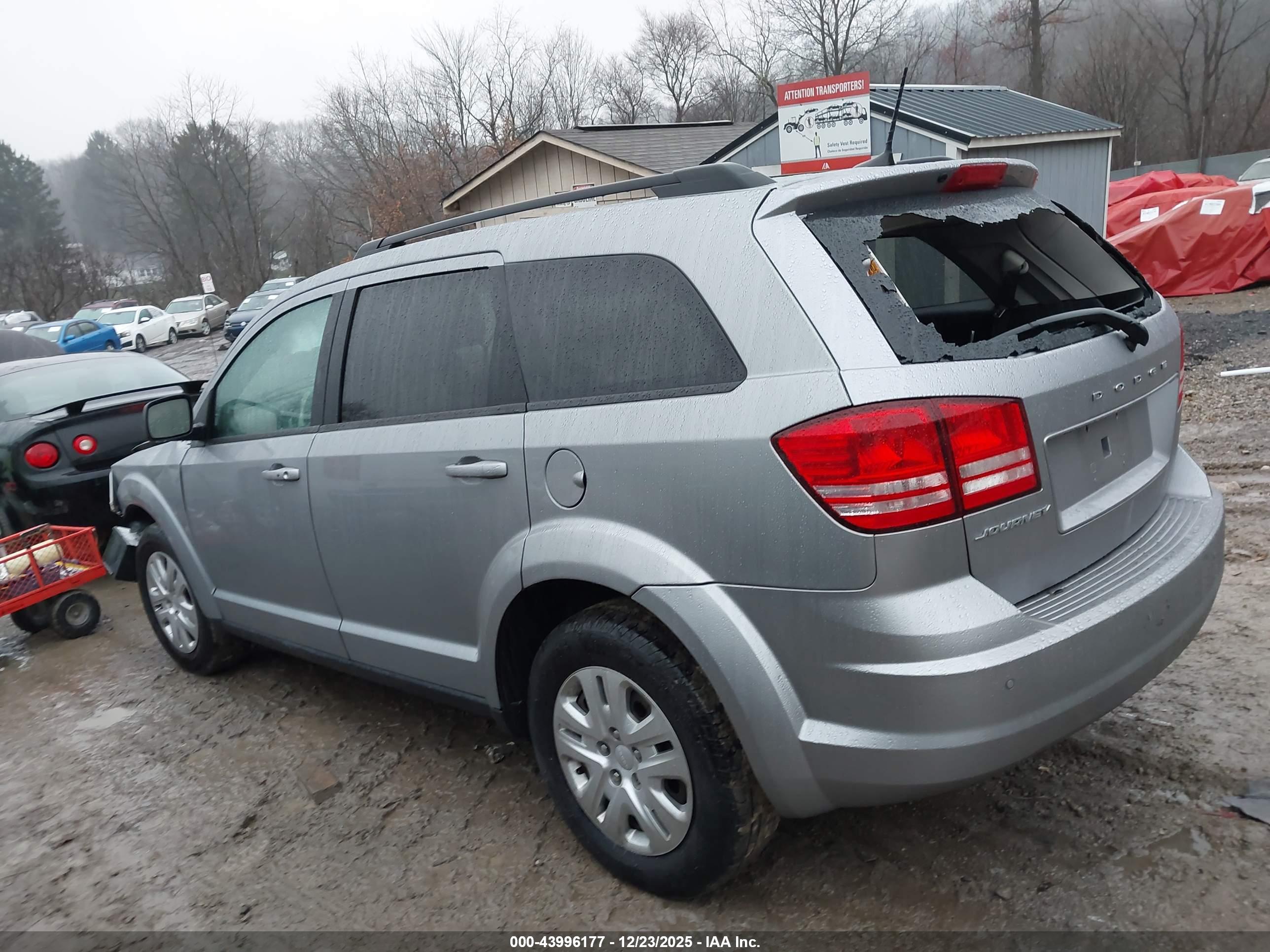 DODGE JOURNEY image 3