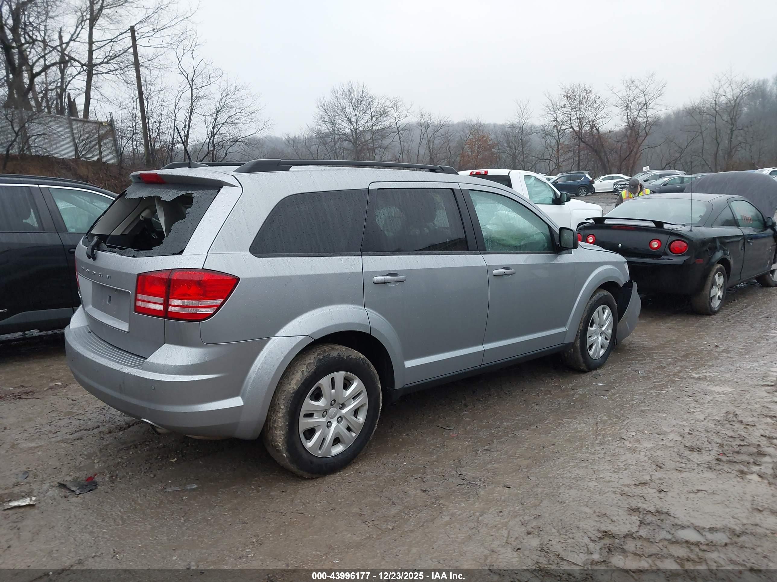 DODGE JOURNEY image 4
