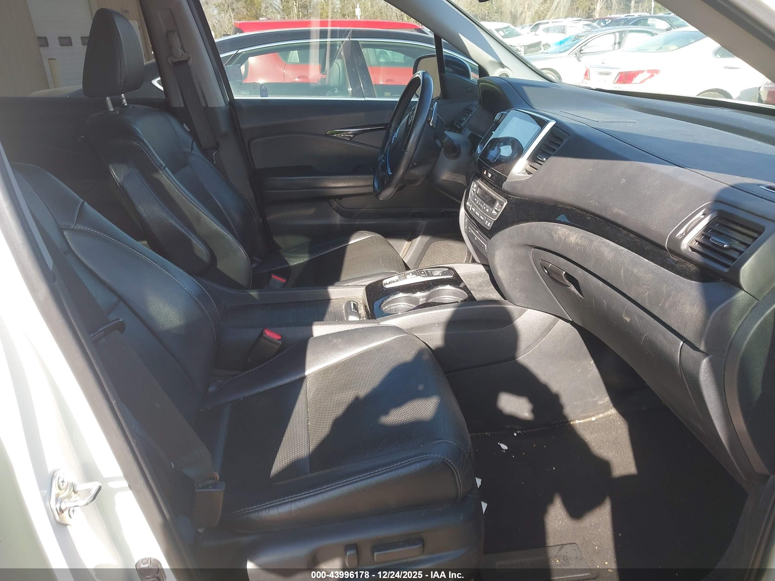 HONDA PILOT image 5