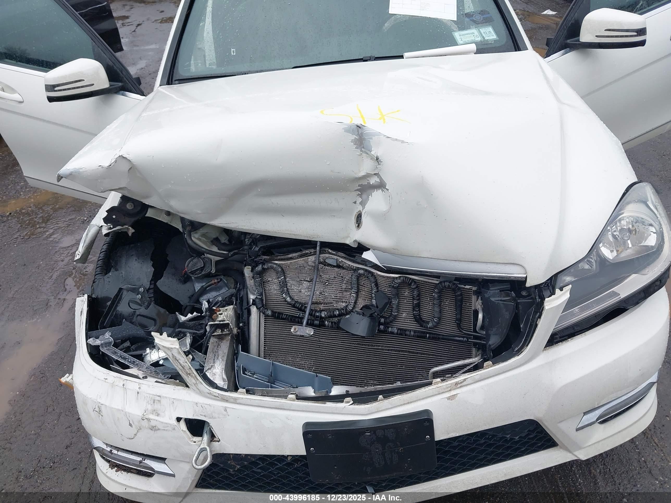 MERCEDES-BENZ C image 10