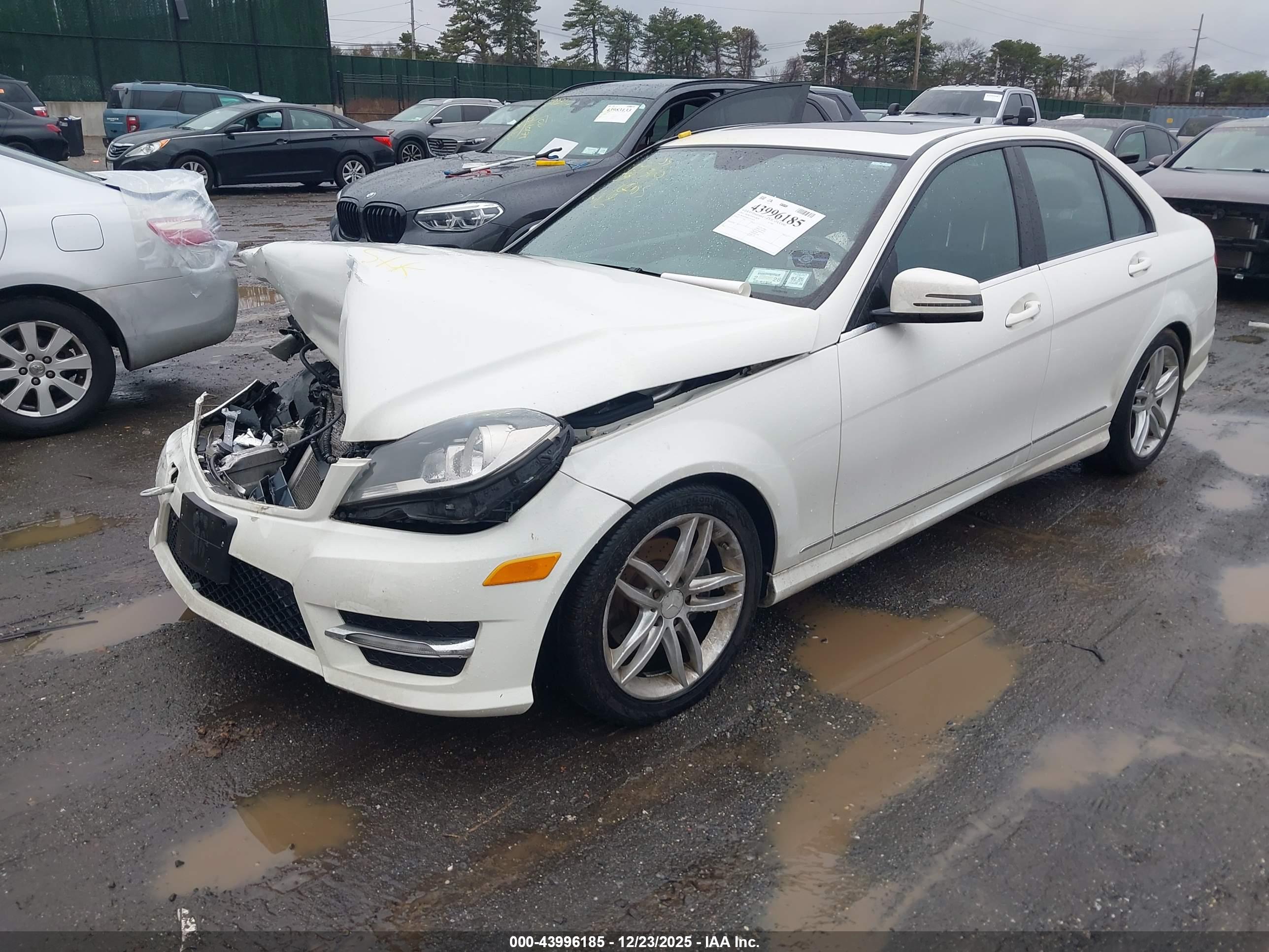 MERCEDES-BENZ C image 2
