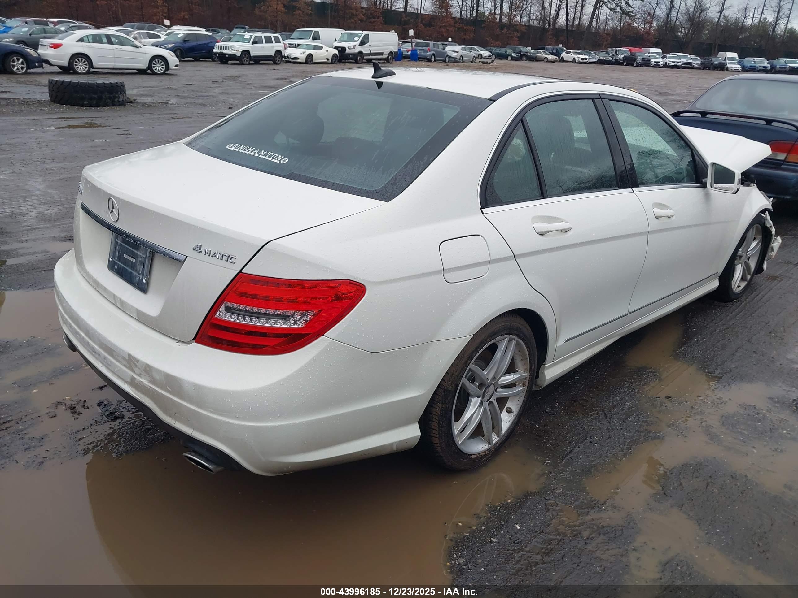 MERCEDES-BENZ C image 4