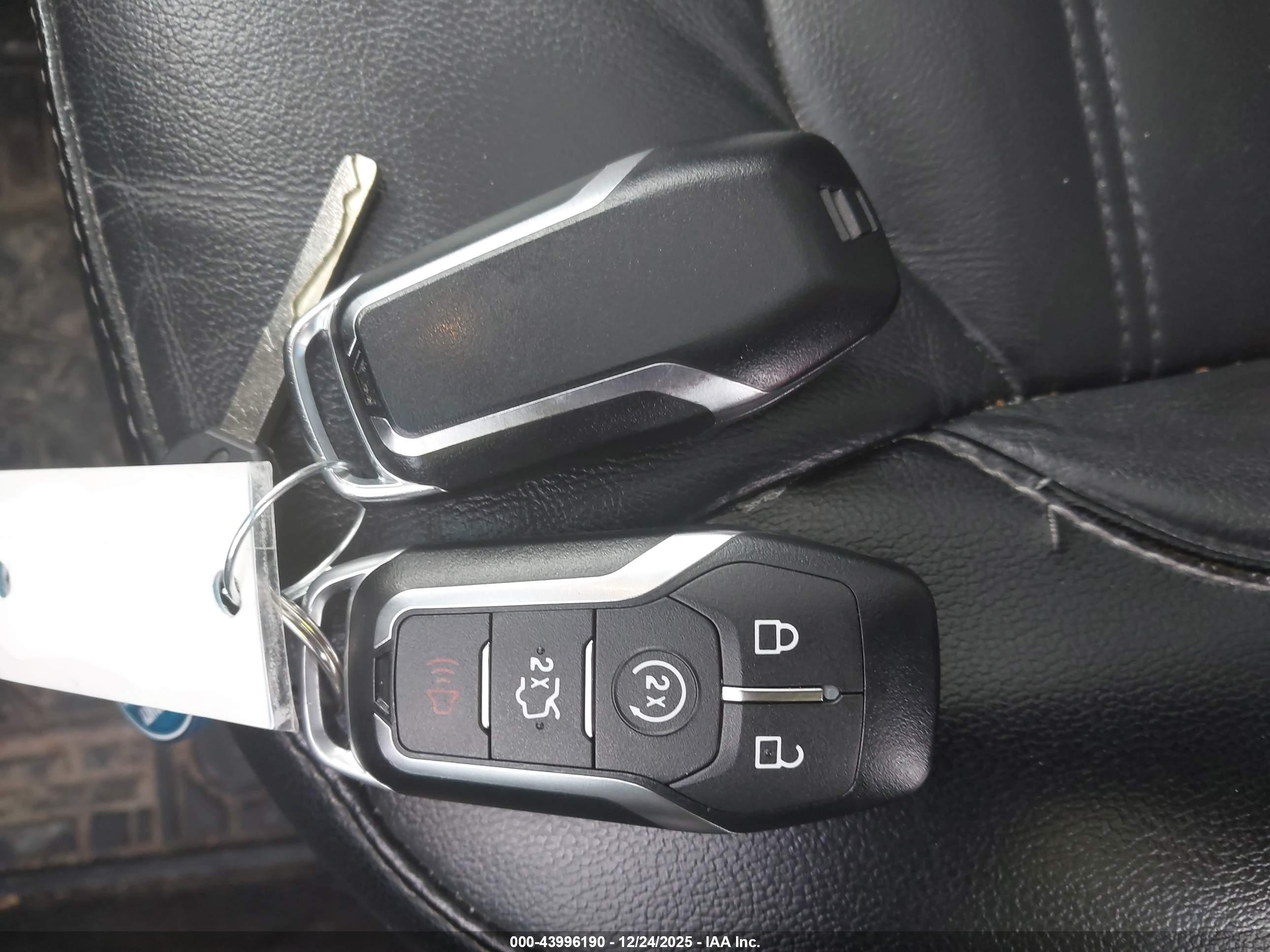 FORD EDGE image 11