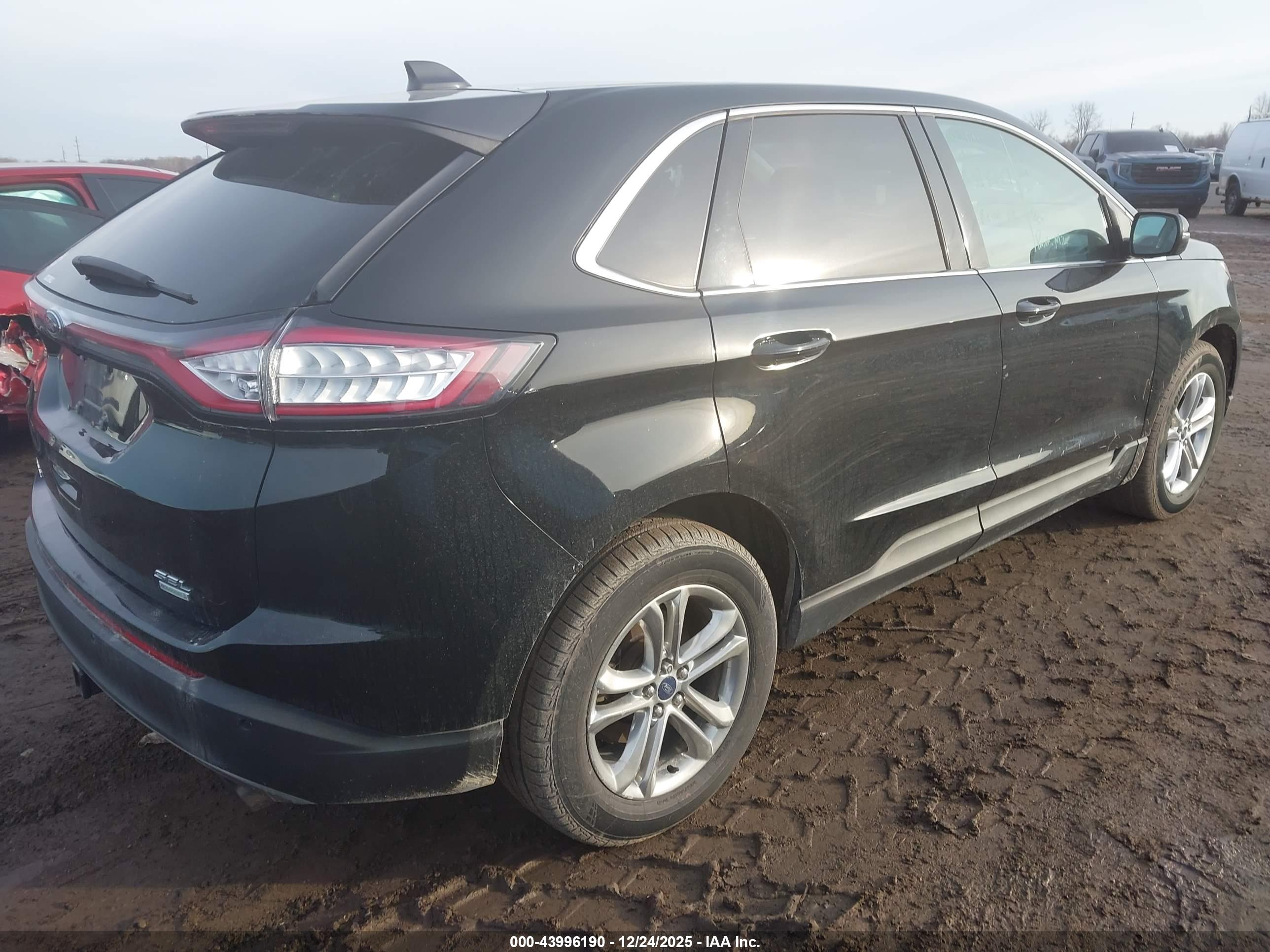 FORD EDGE image 4
