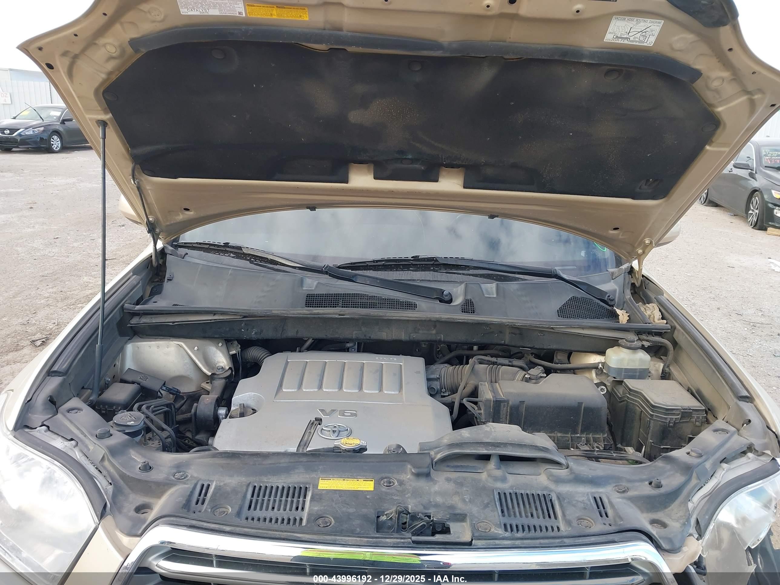 TOYOTA HIGHLANDER image 10