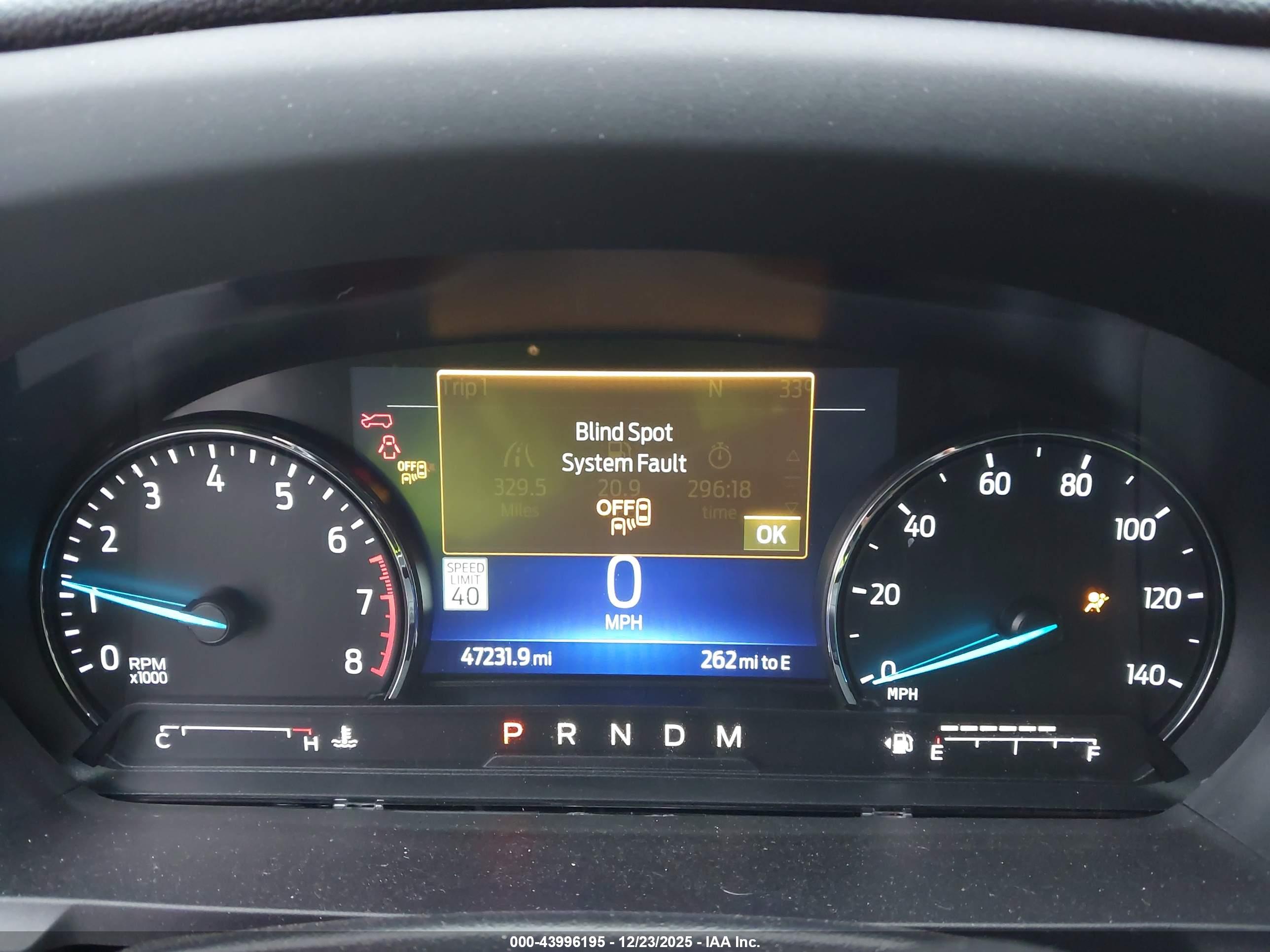 FORD EXPLORER image 7