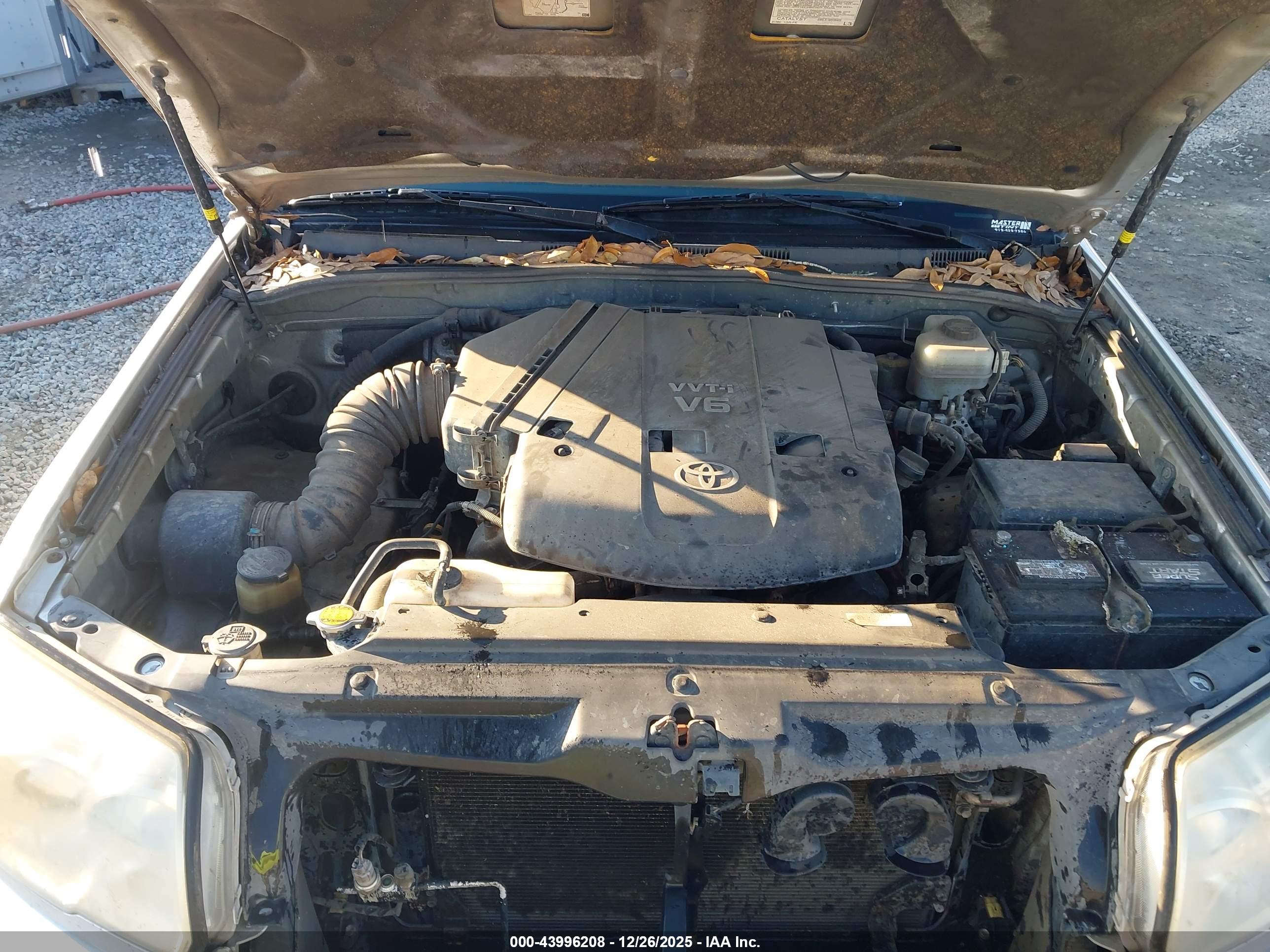TOYOTA 4RUNNER image 10