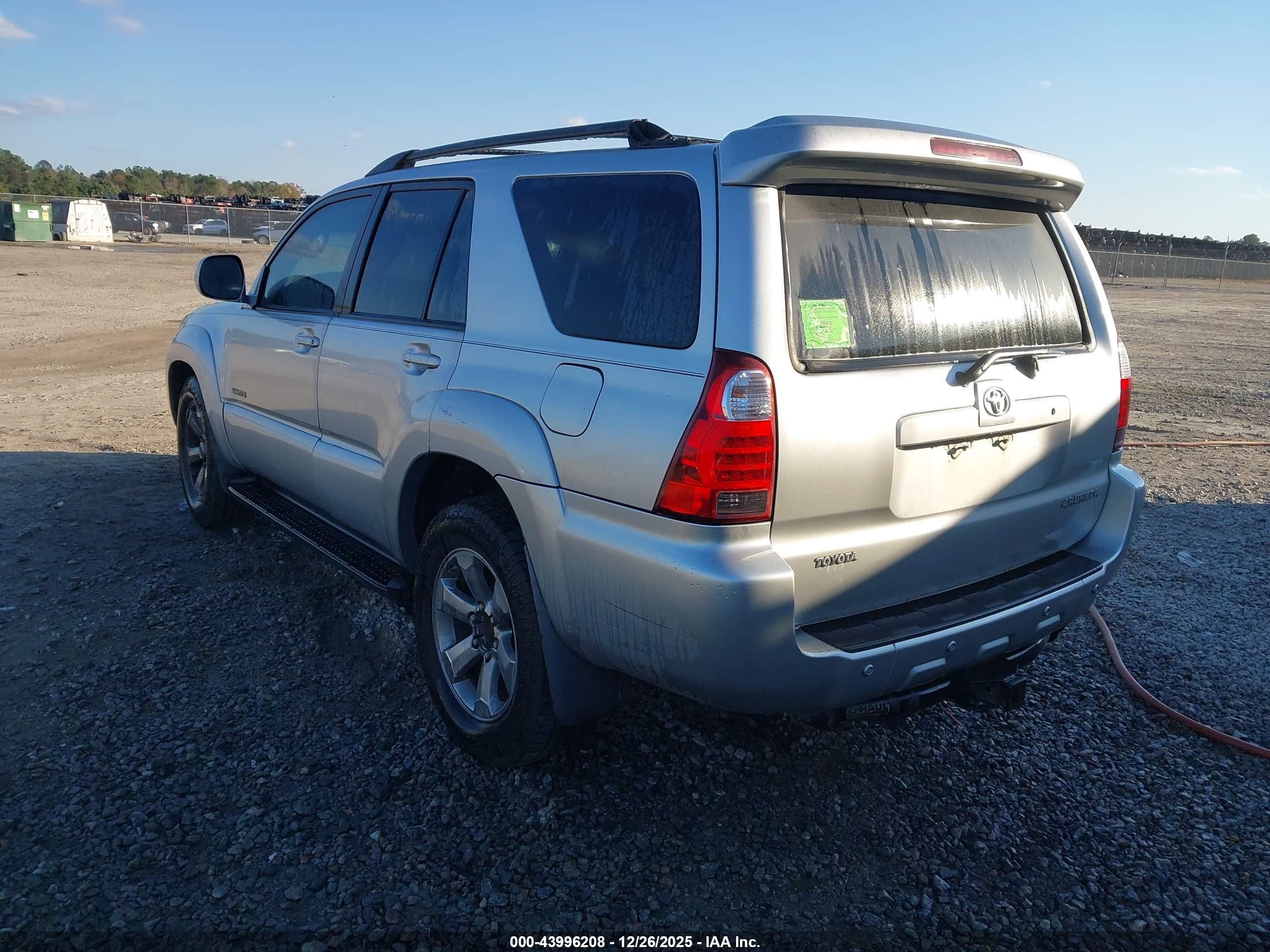 TOYOTA 4RUNNER image 3
