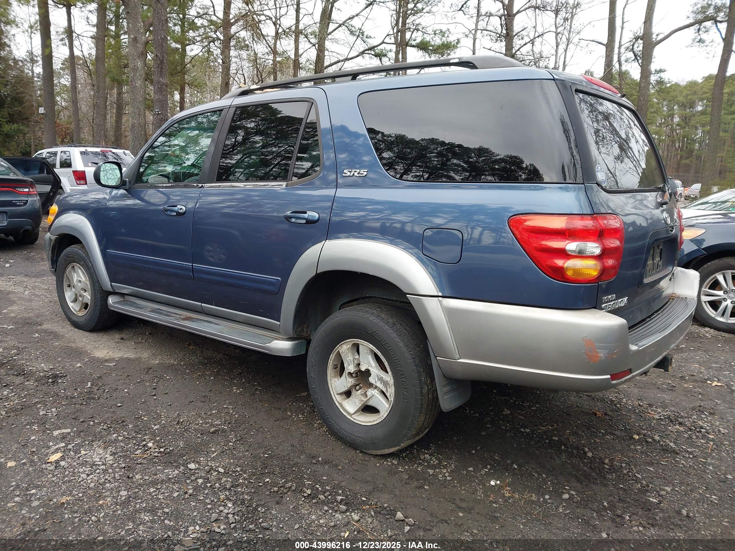 TOYOTA SEQUOIA image 3