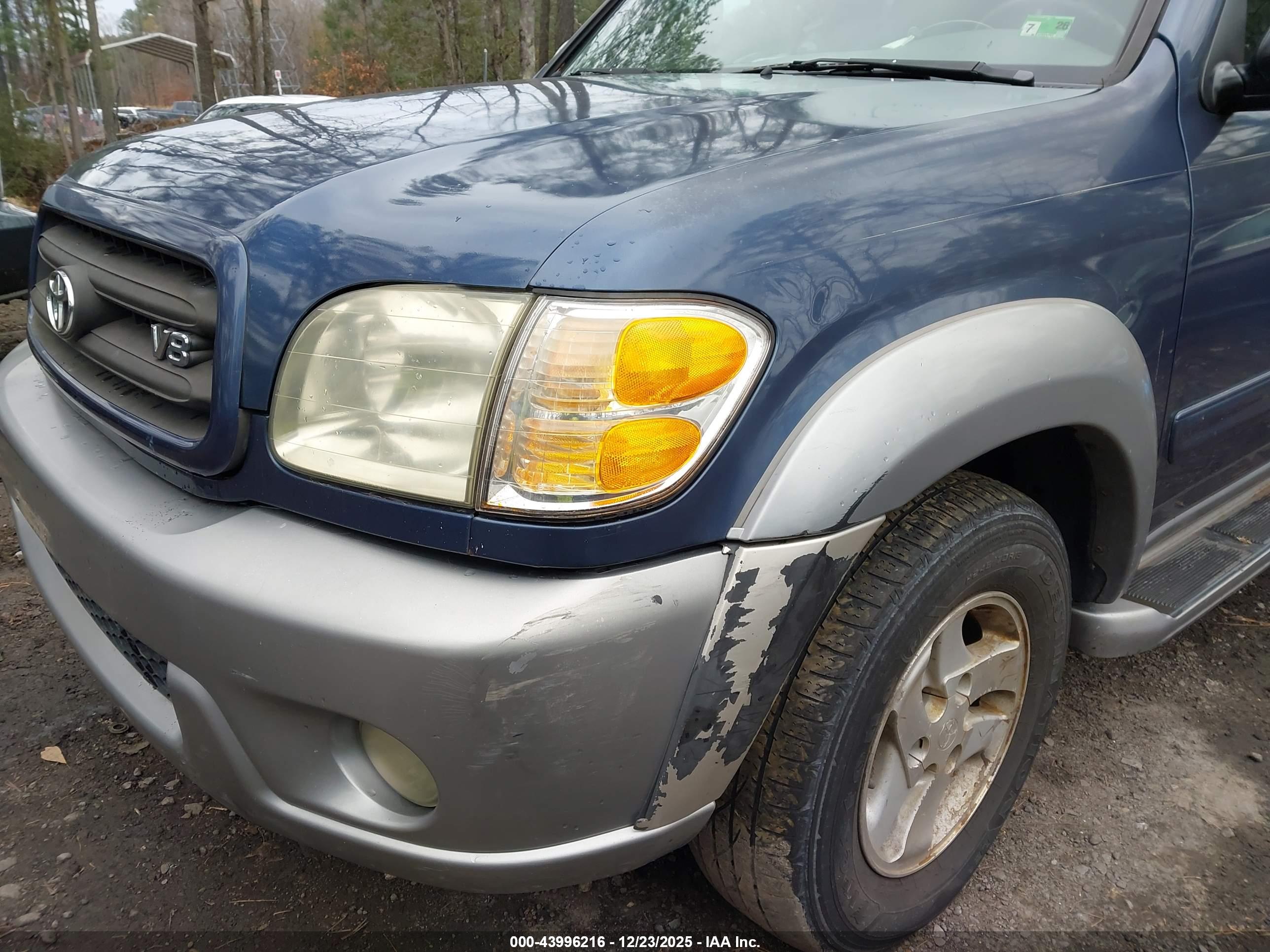 TOYOTA SEQUOIA image 6