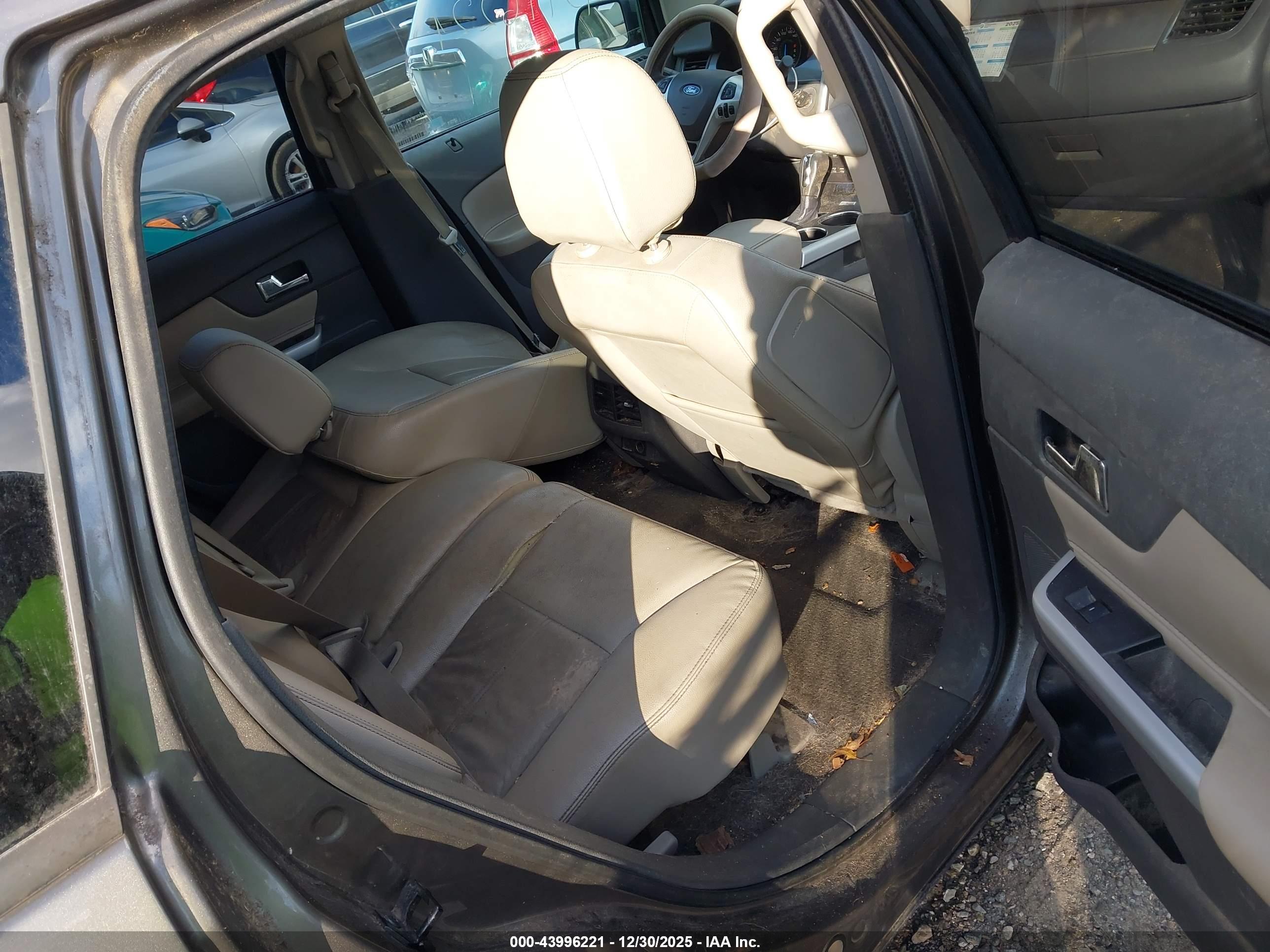 FORD EDGE image 8
