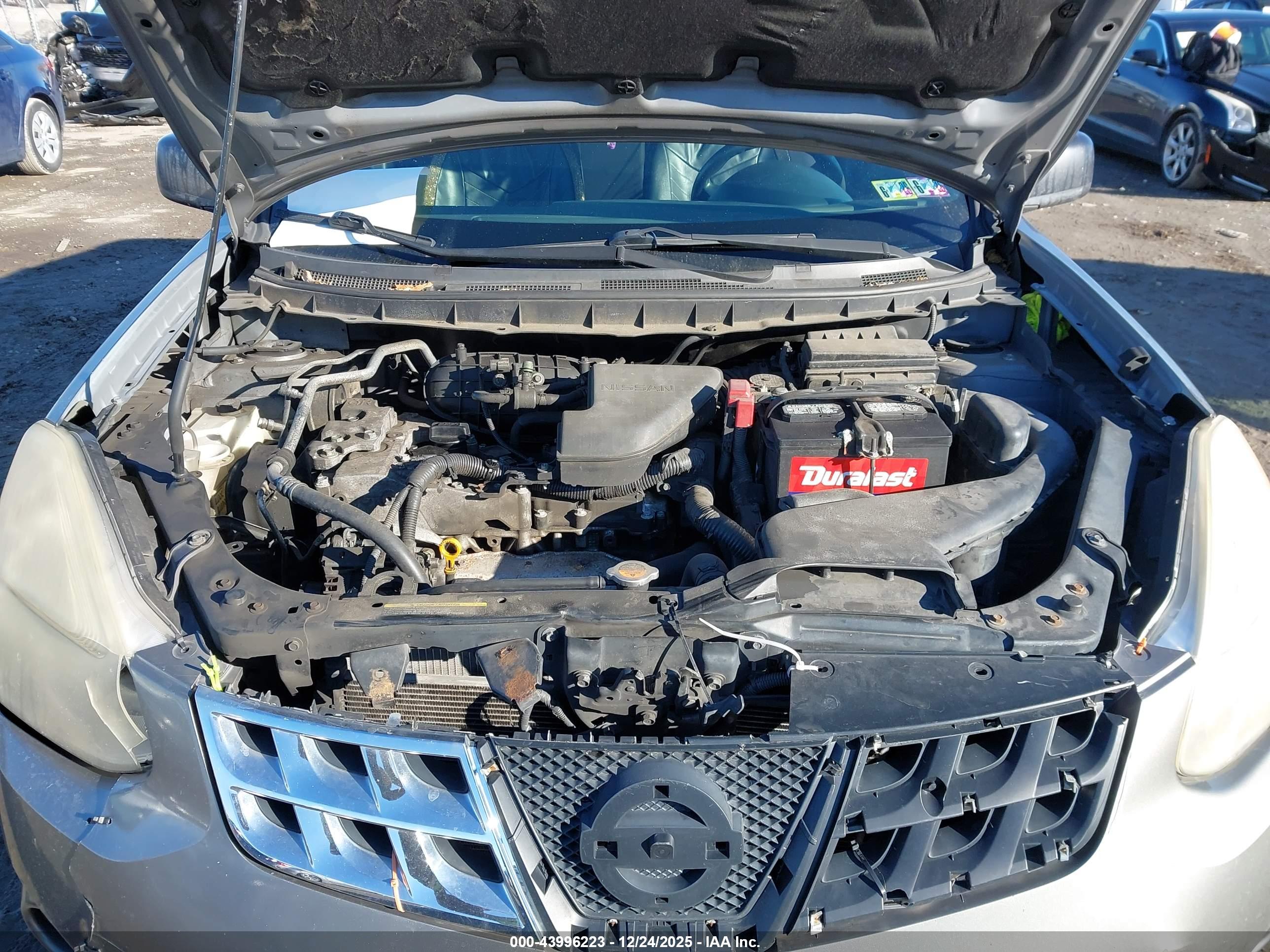 NISSAN ROGUE image 10