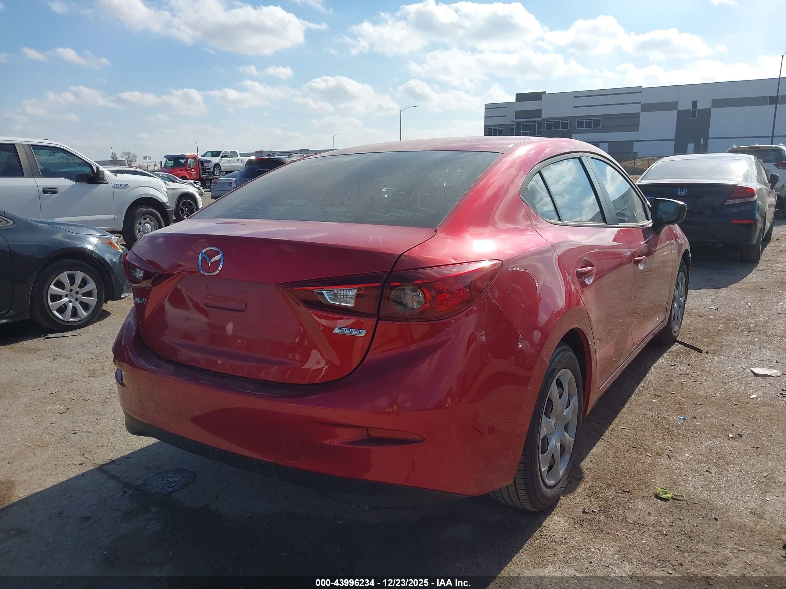 MAZDA MAZDA3 image 4