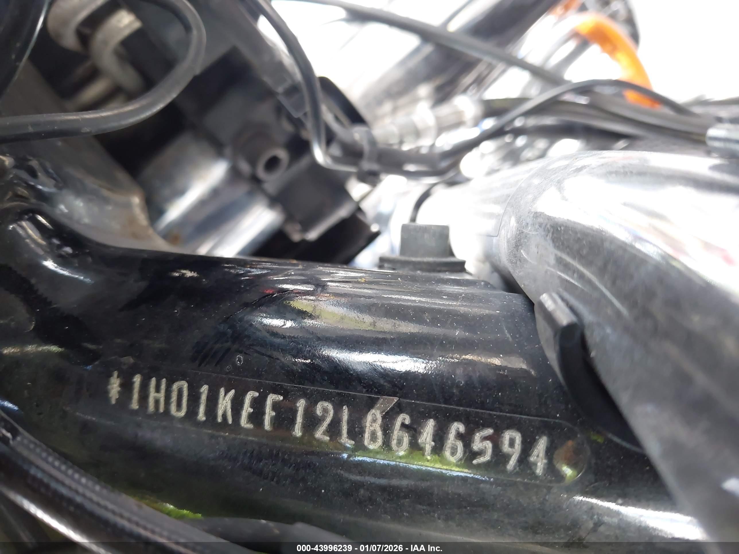 HARLEY-DAVIDSON FLHTK image 10
