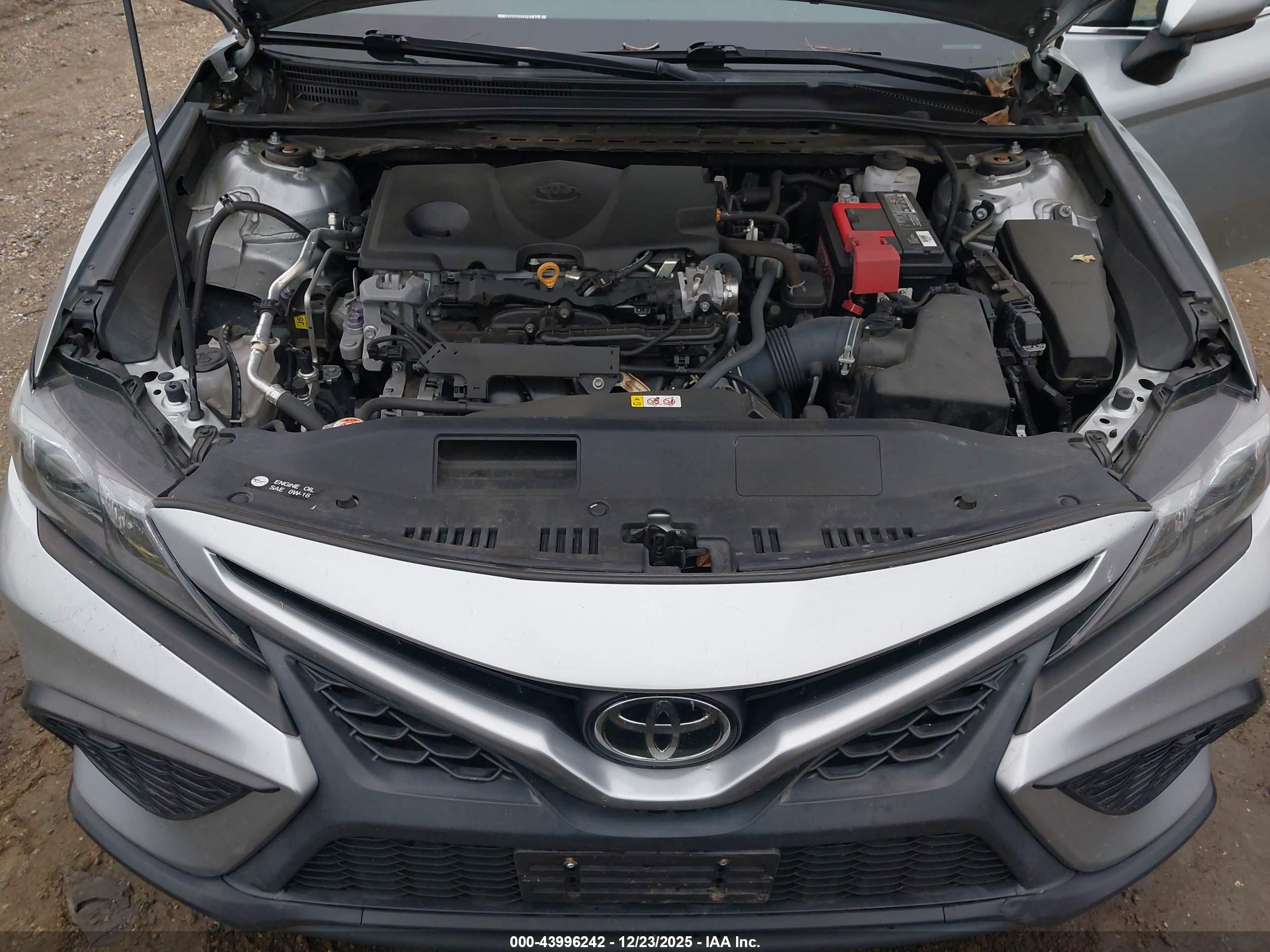 TOYOTA CAMRY image 10