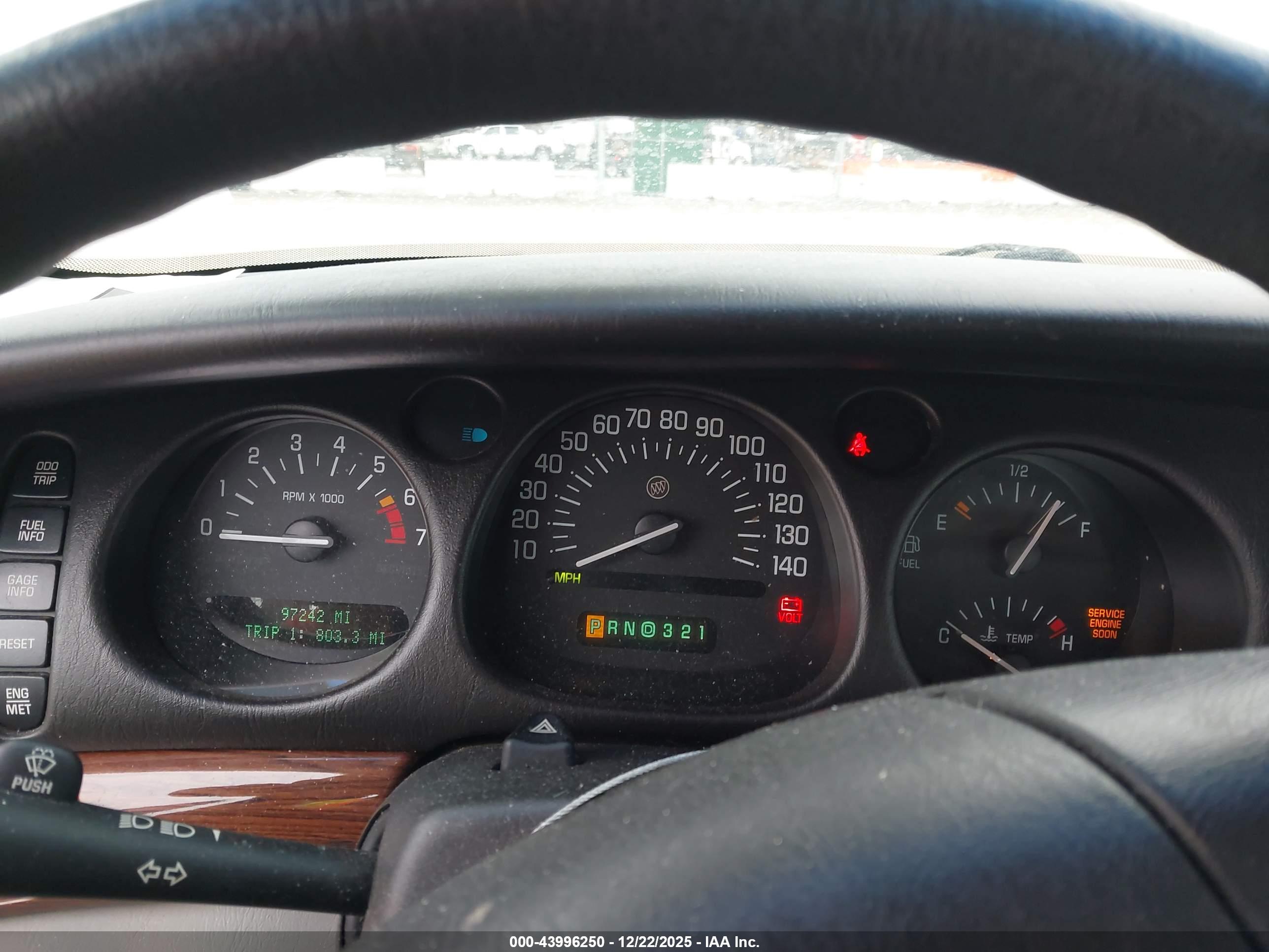 BUICK LESABRE image 7