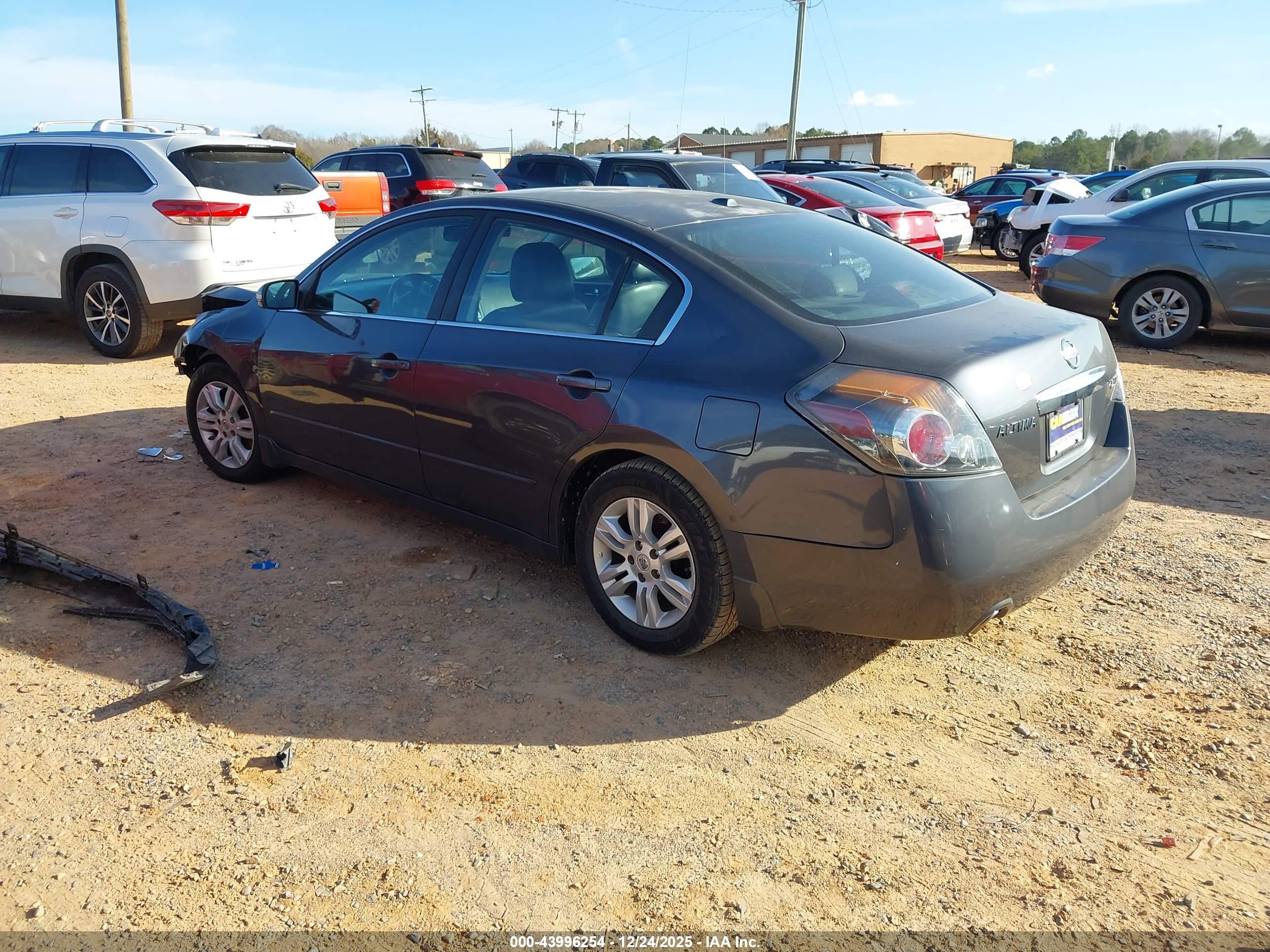 NISSAN ALTIMA image 3