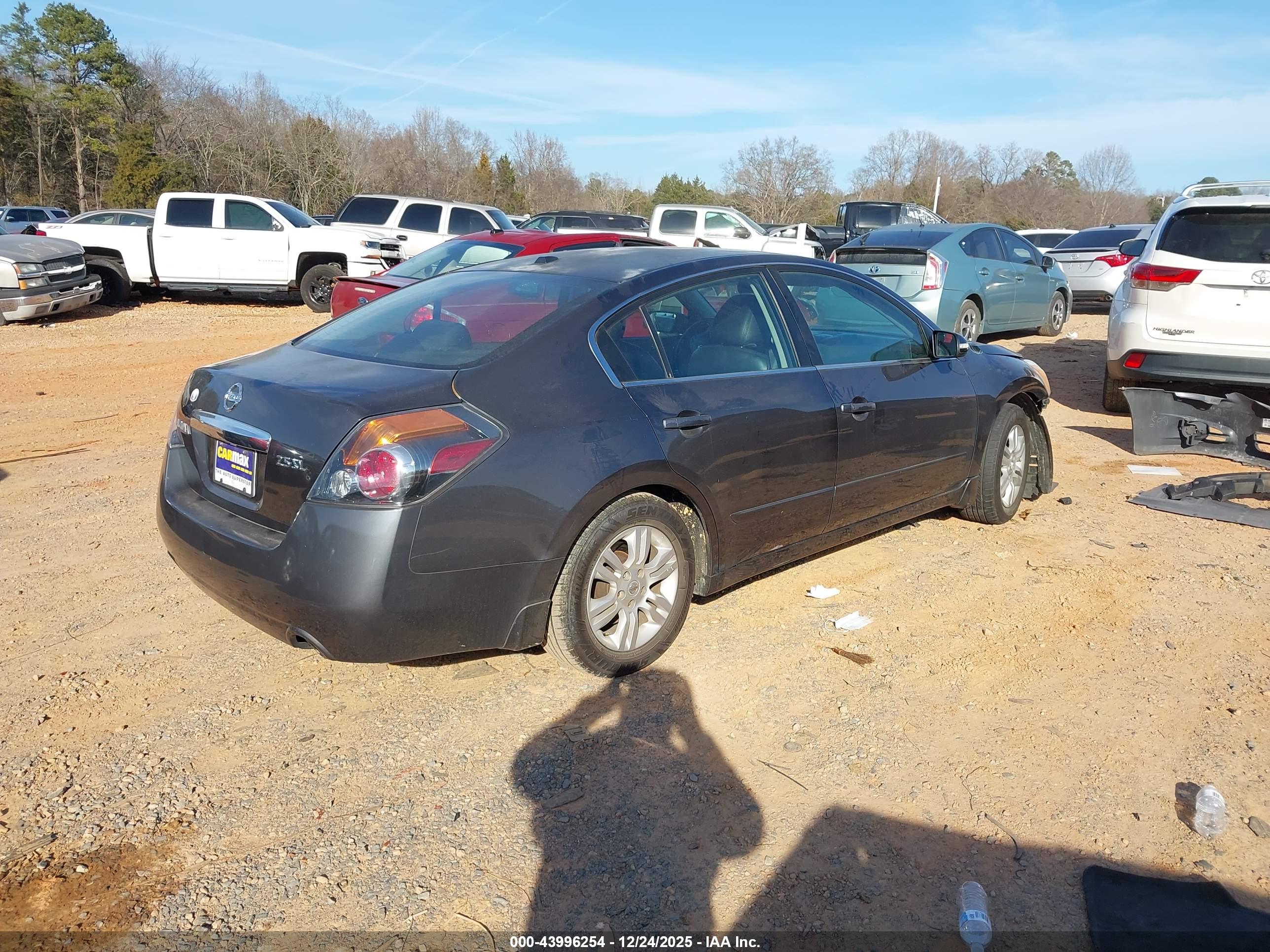 NISSAN ALTIMA image 4
