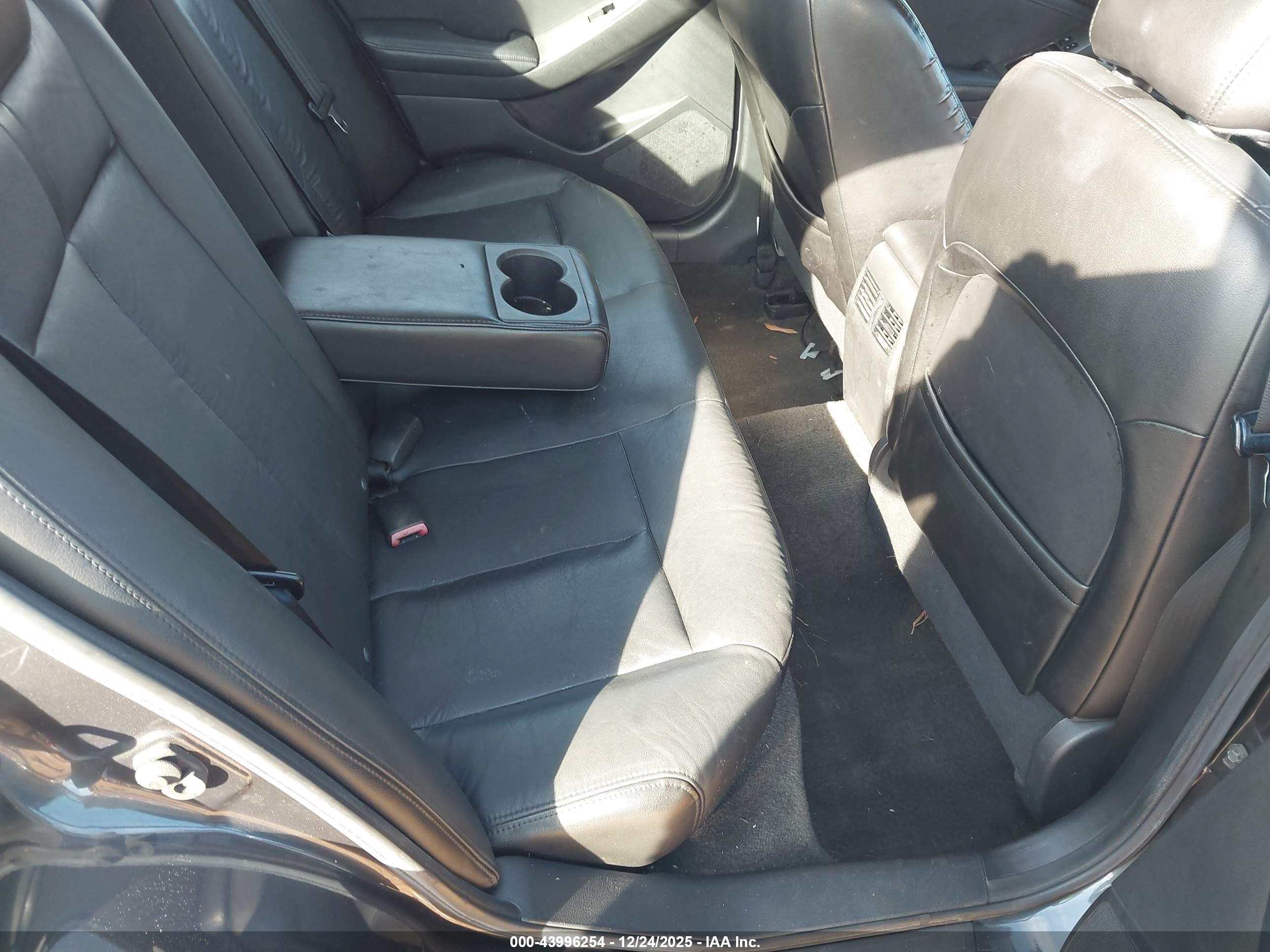 NISSAN ALTIMA image 8
