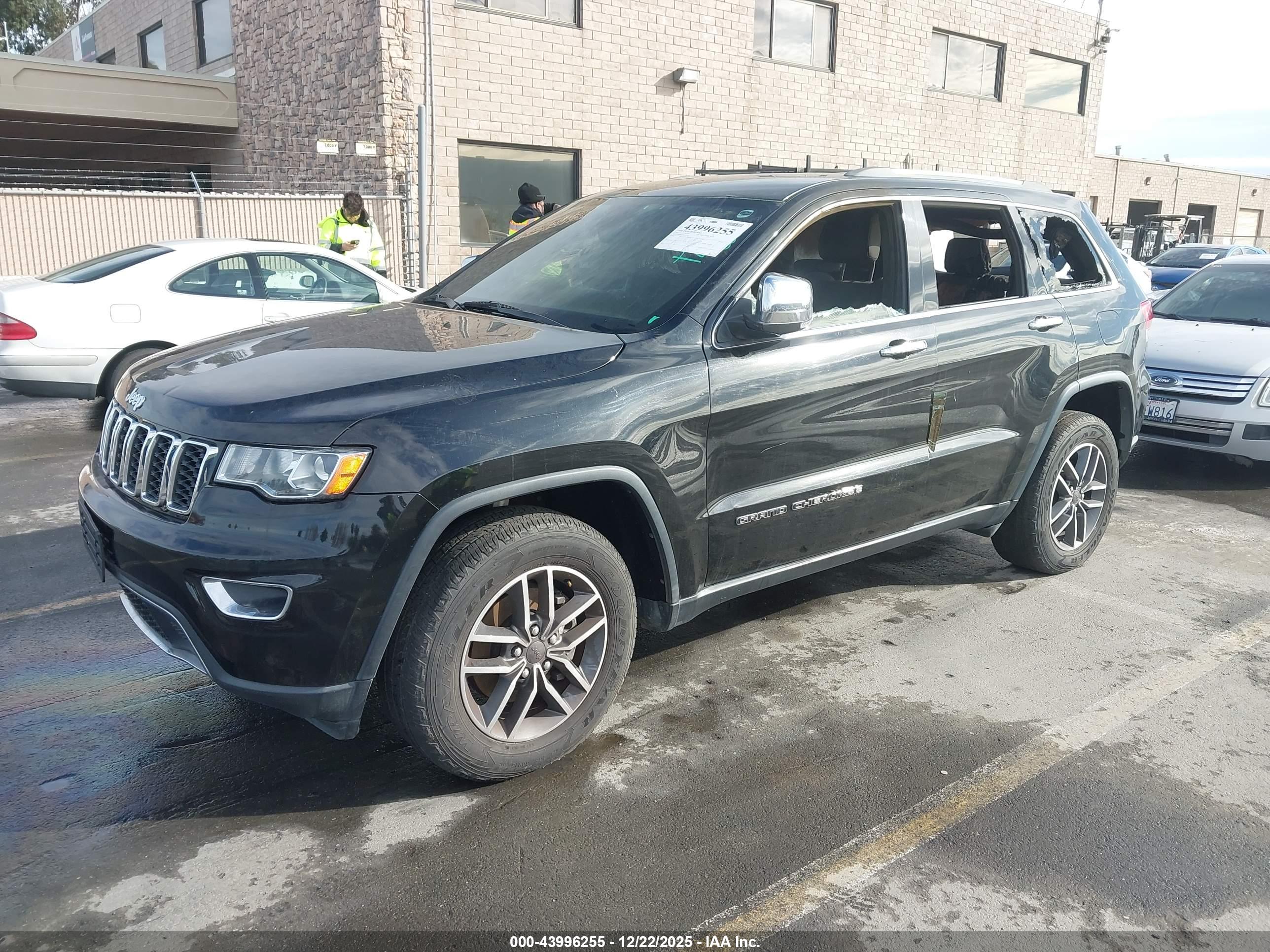 JEEP GRAND image 2