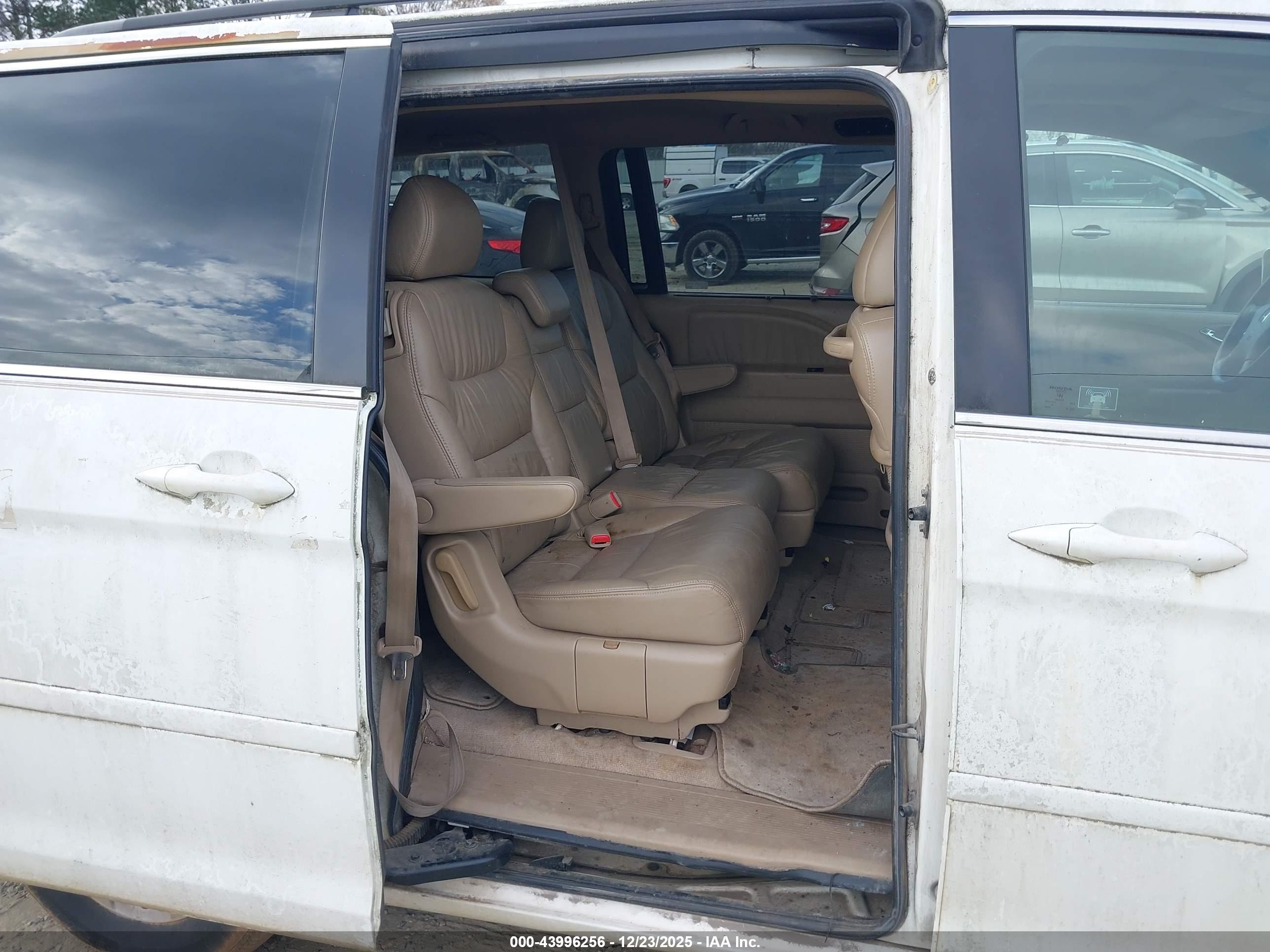 HONDA ODYSSEY image 8
