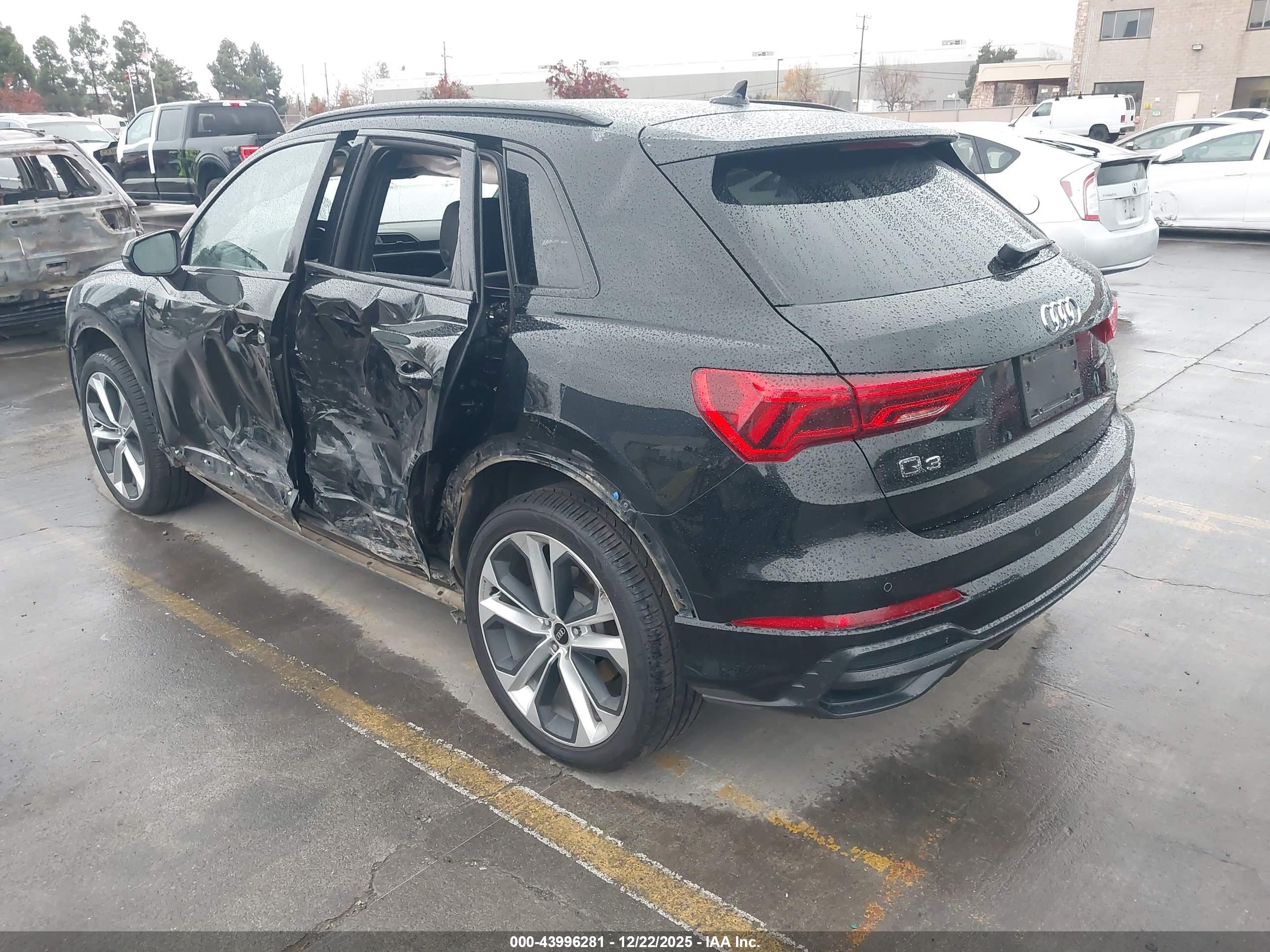 AUDI Q3 image 3