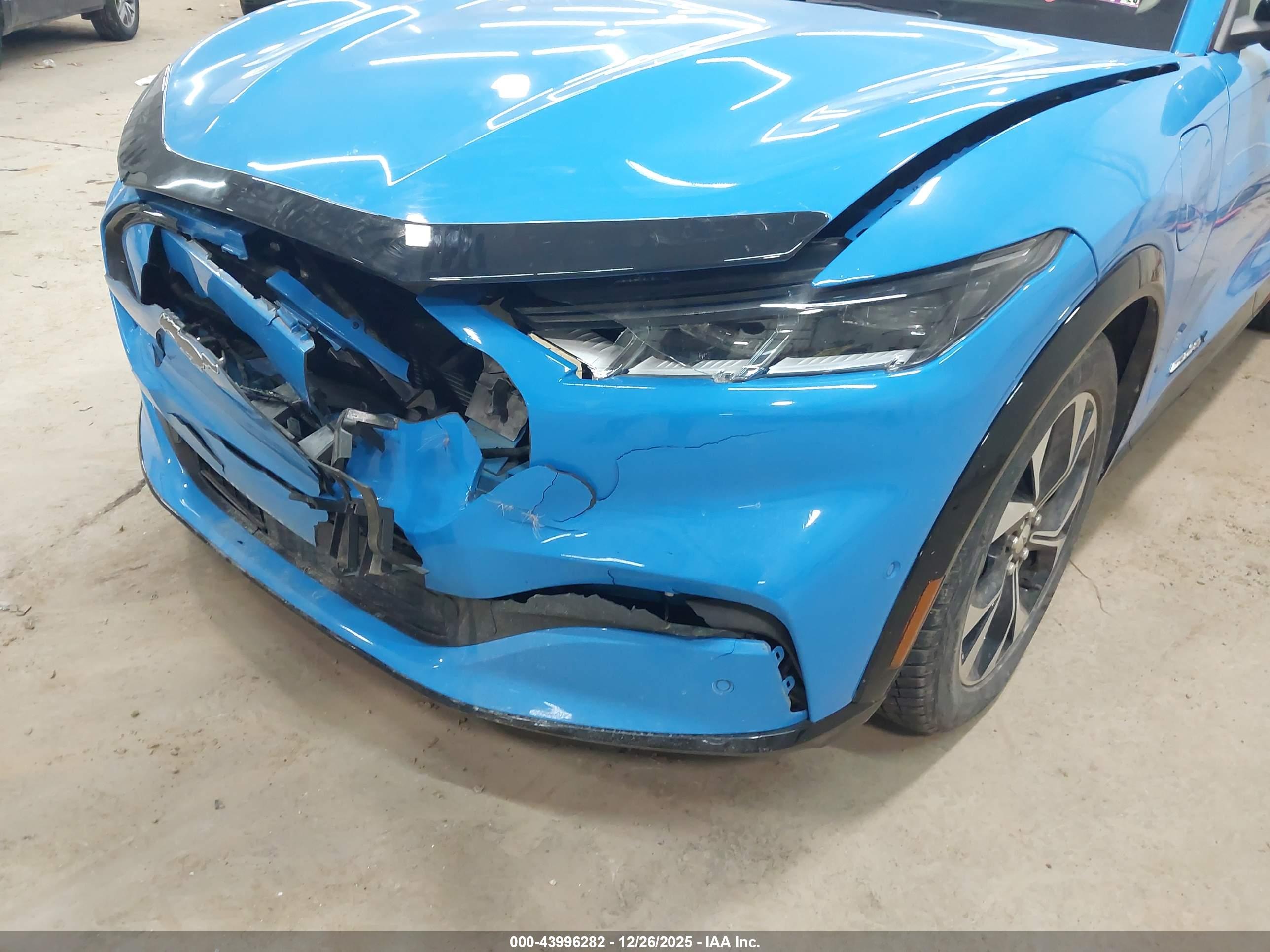 FORD MUSTANG image 6