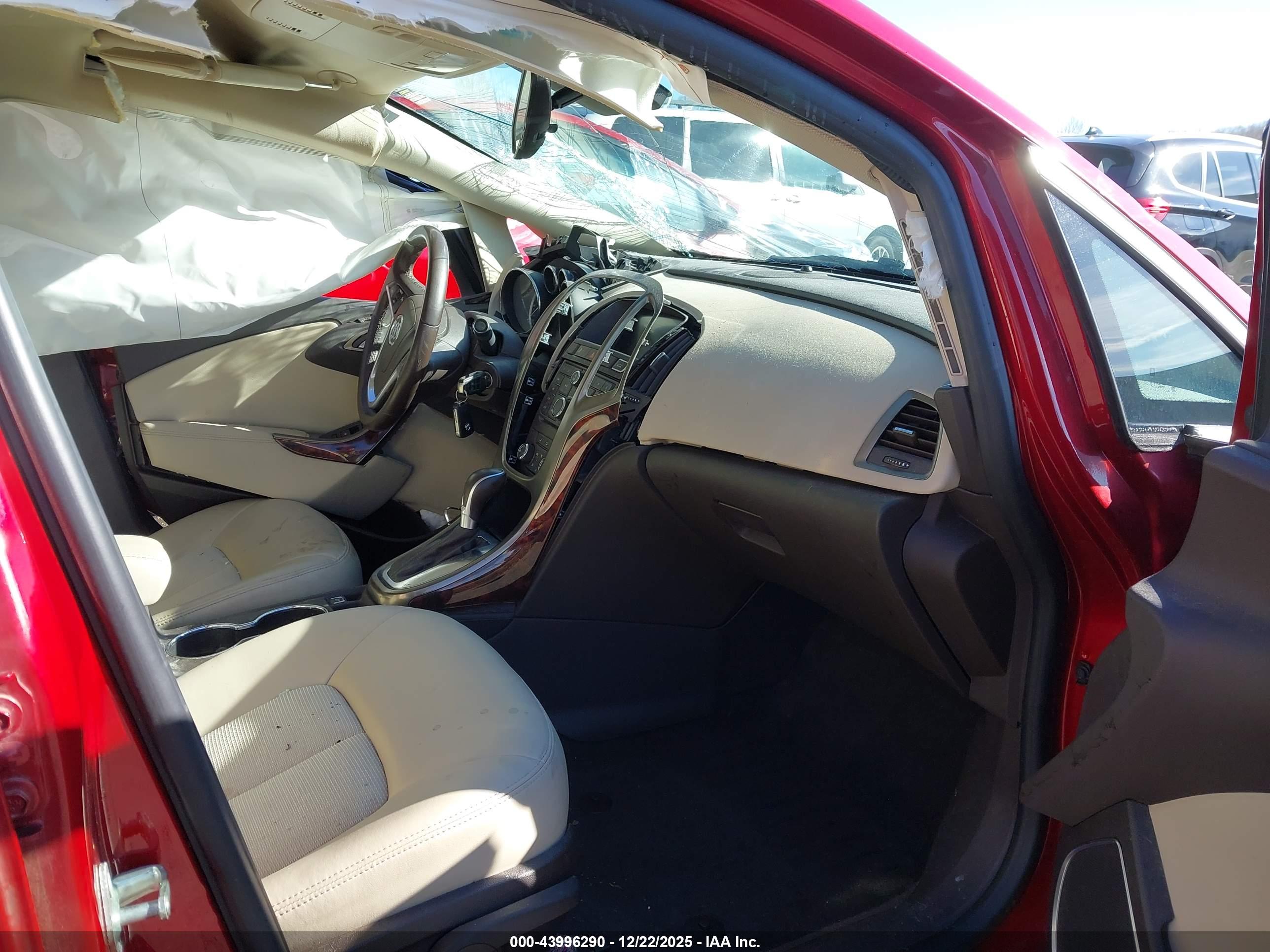 BUICK VERANO image 5