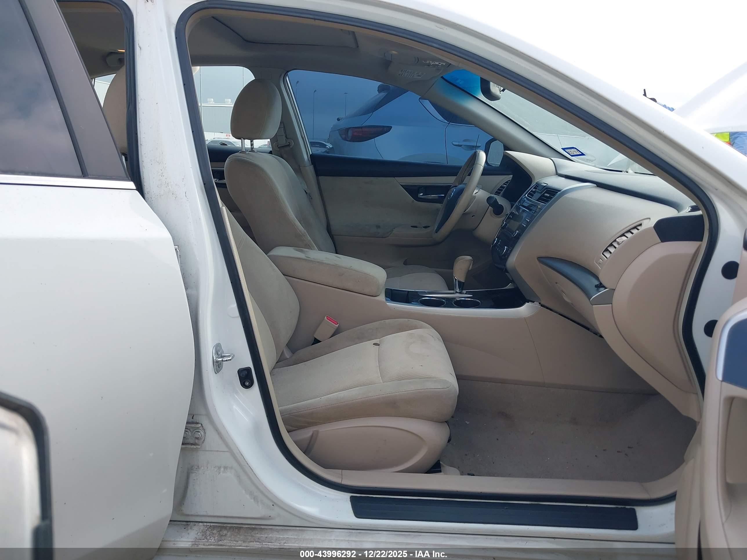 NISSAN ALTIMA image 5