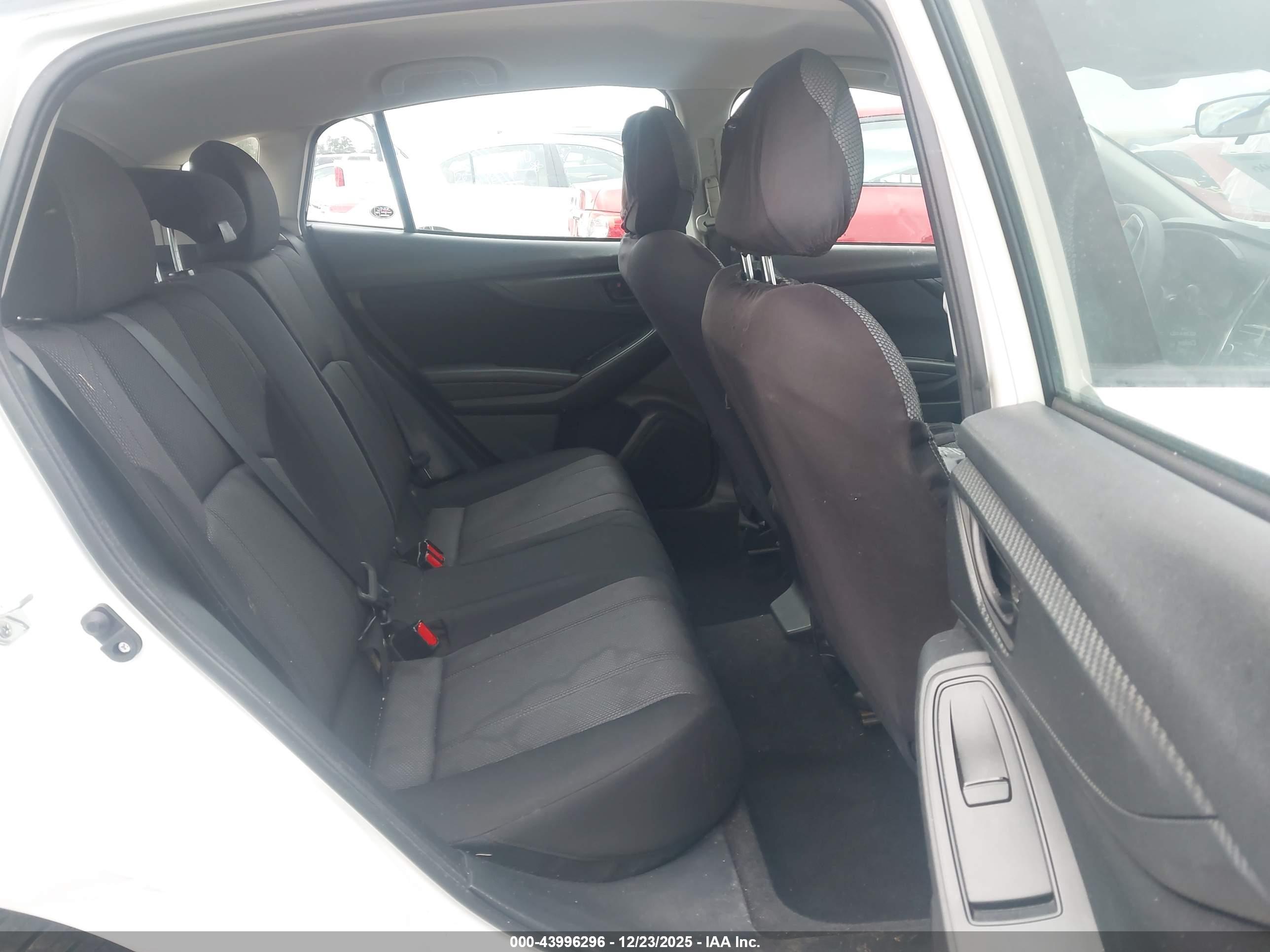 SUBARU IMPREZA image 8