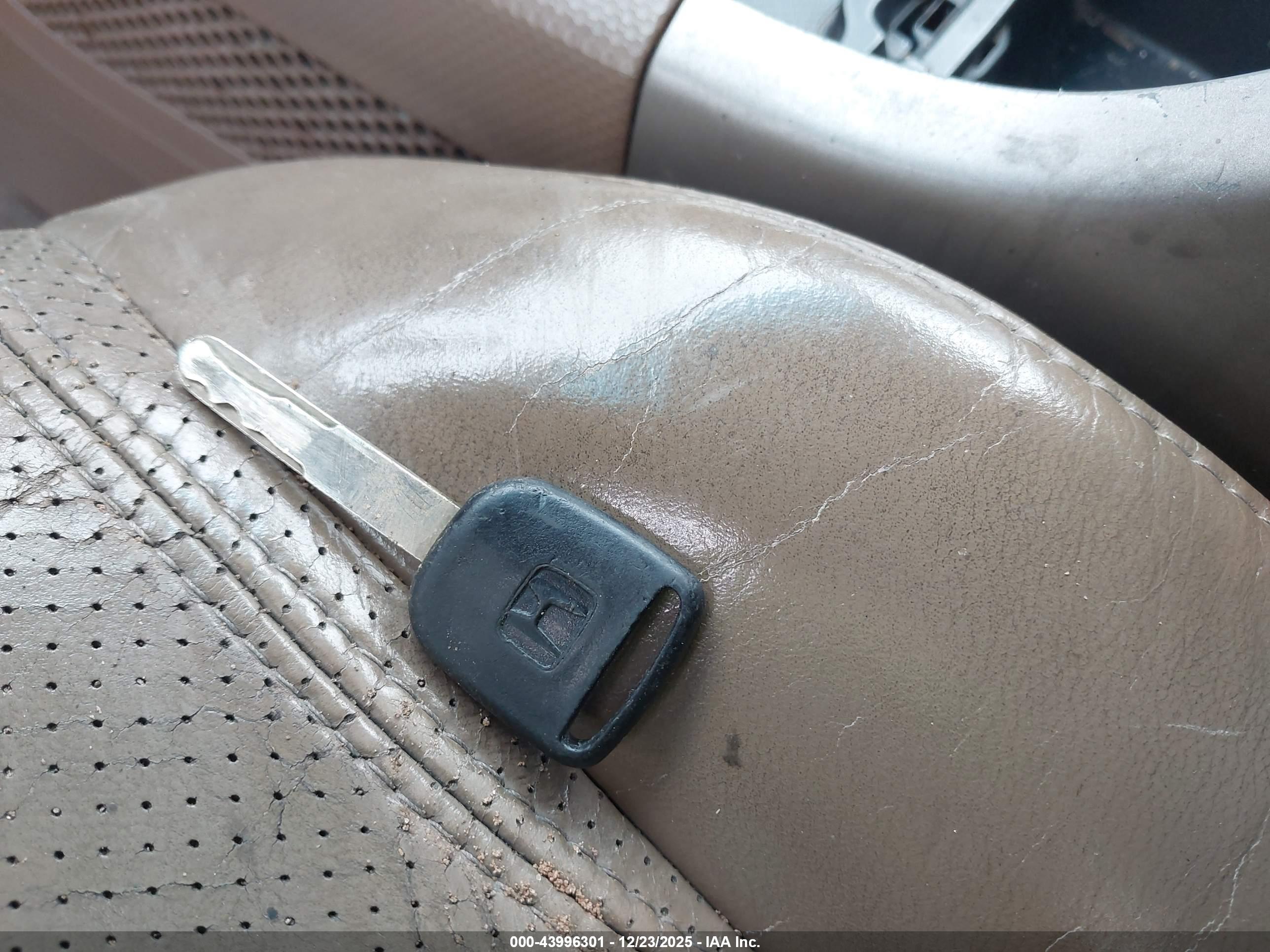 HONDA PILOT image 11
