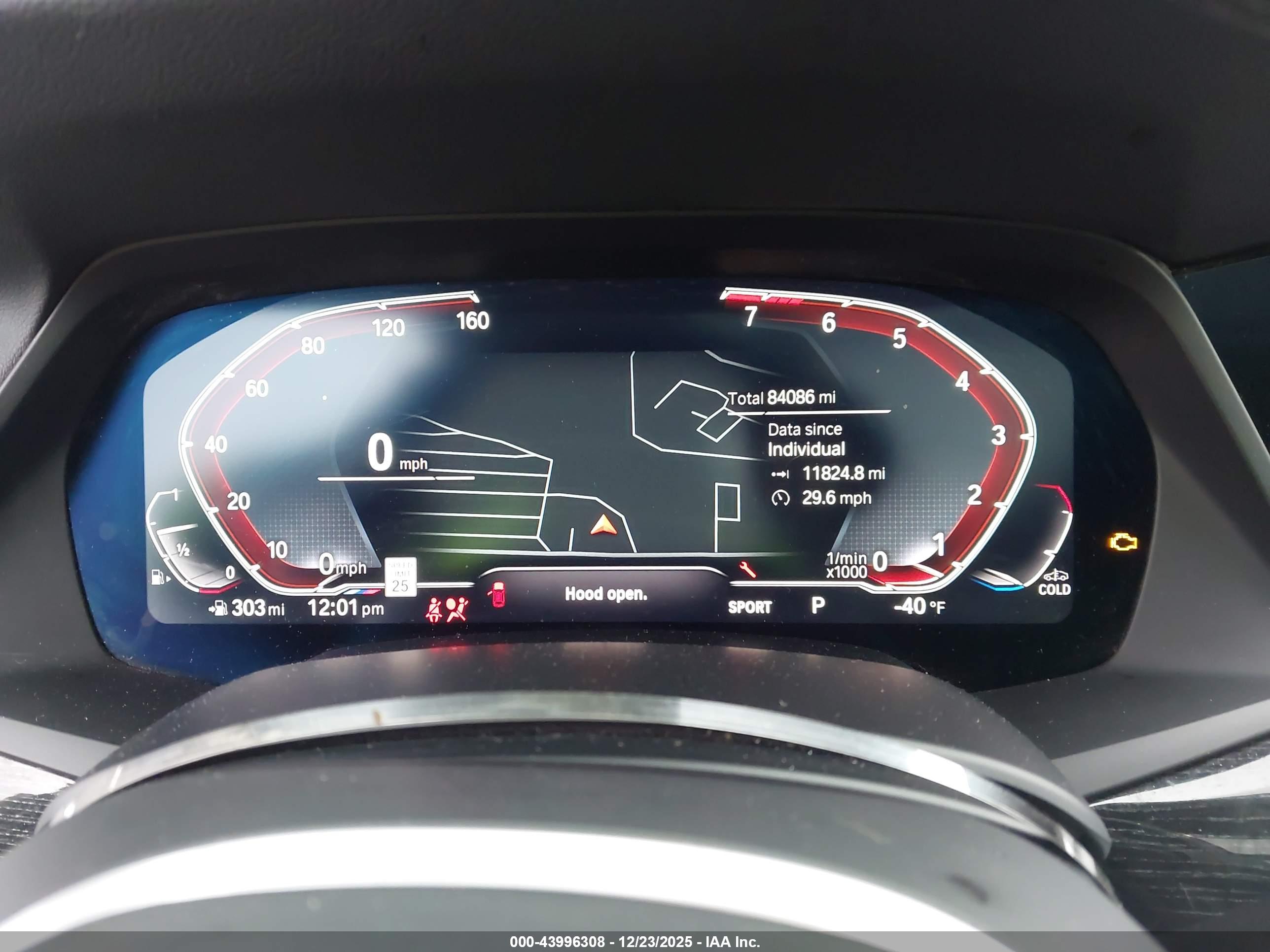 BMW X7 image 7