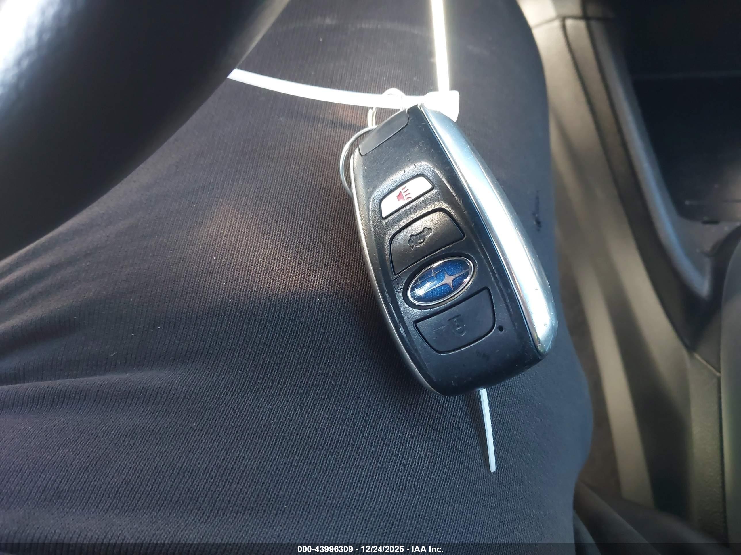 SUBARU CROSSTREK image 11