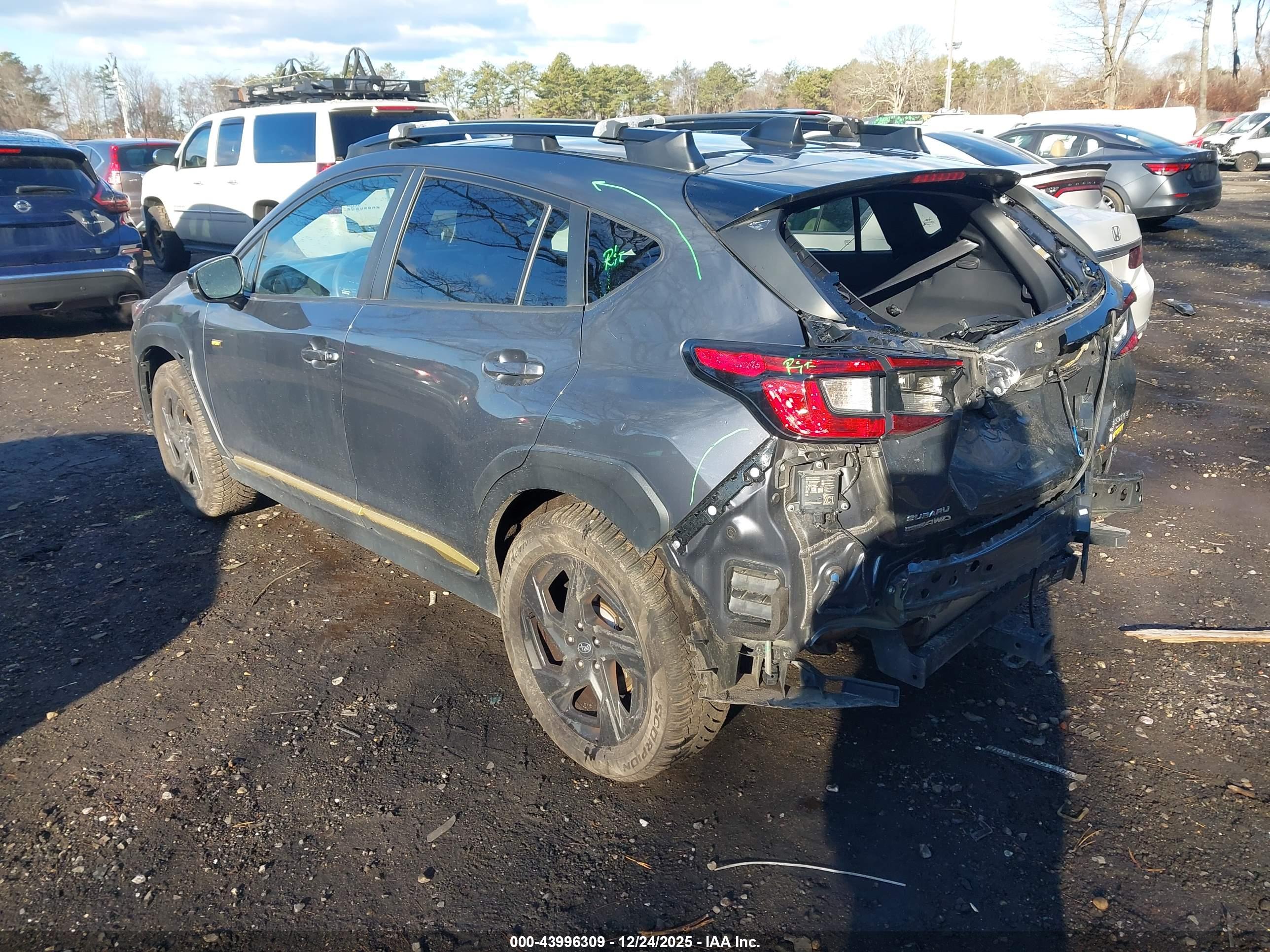SUBARU CROSSTREK image 3