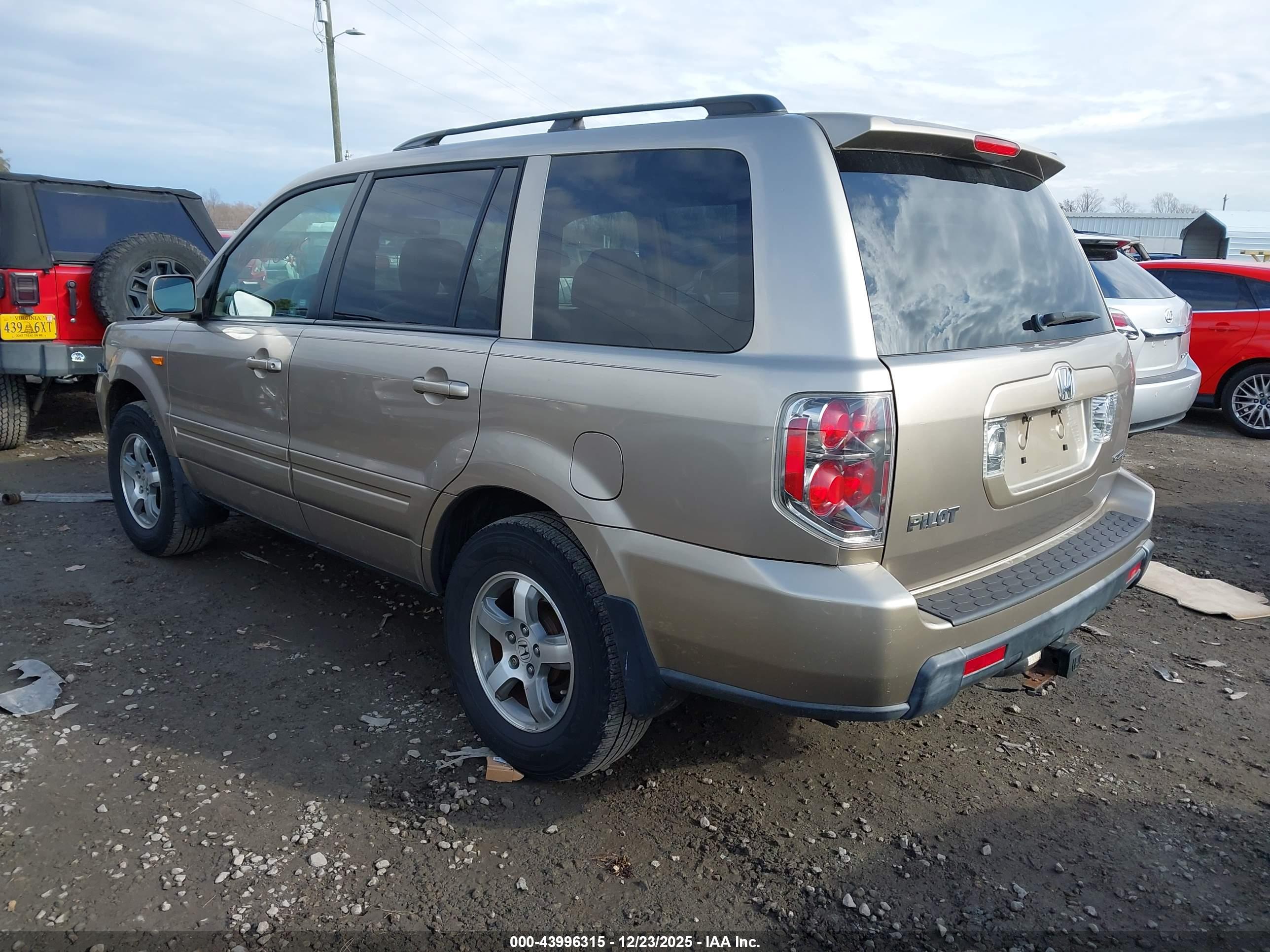 HONDA PILOT image 3